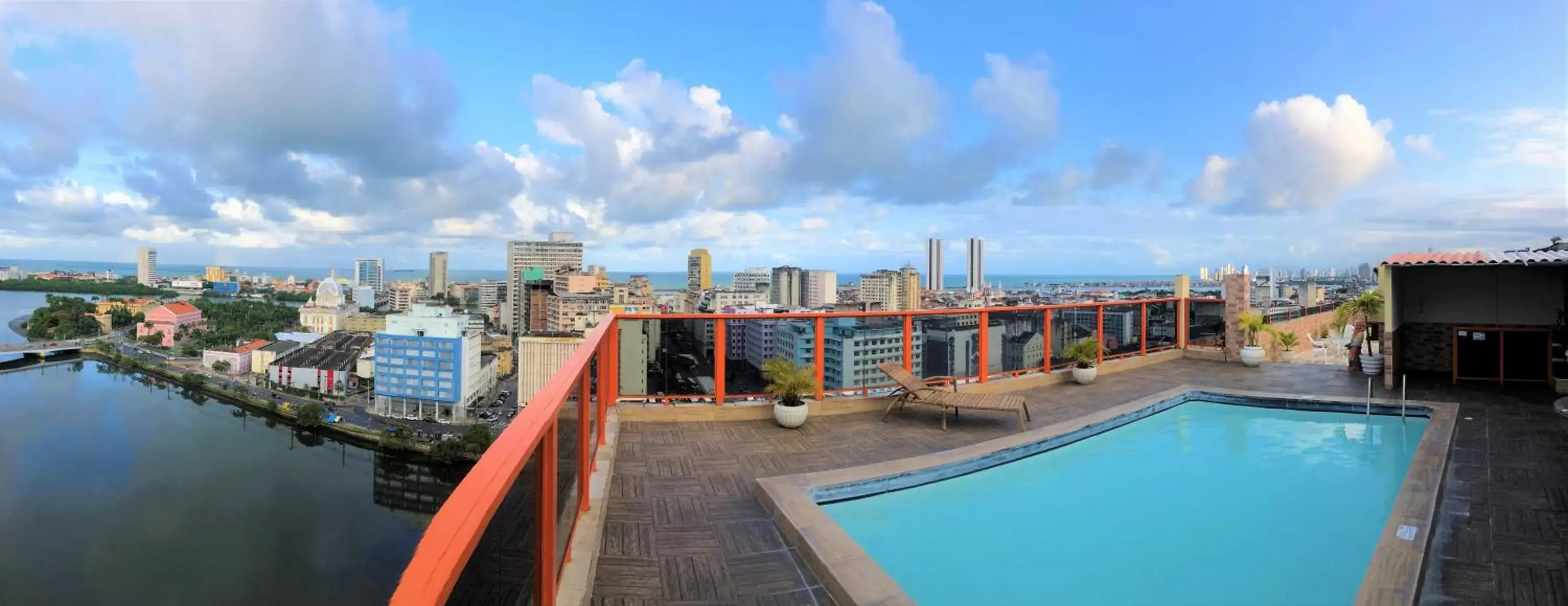 Swimming Pool in Rede Andrade Plaza Recife