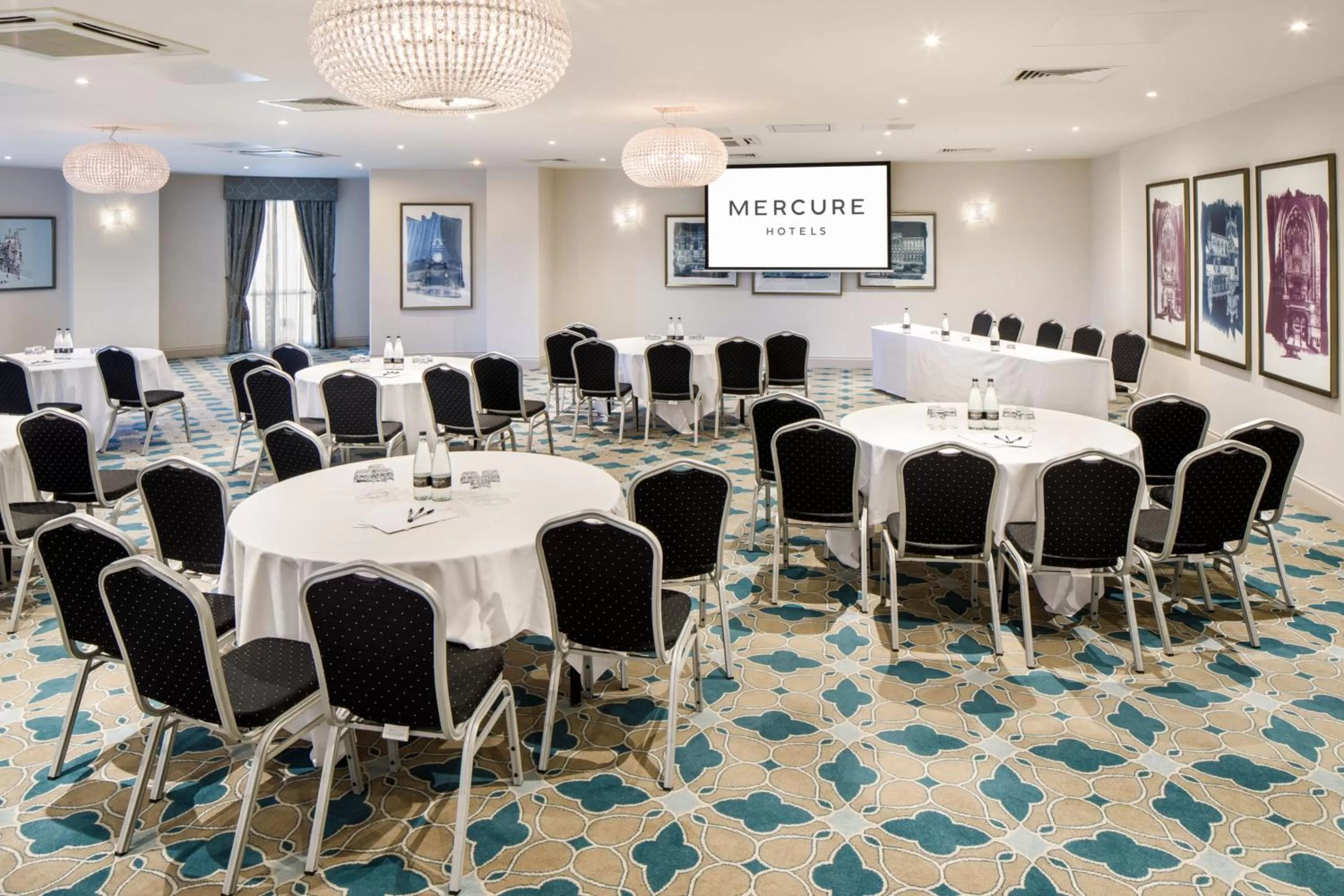 Meeting/conference room in Mercure Chester Abbots Well Hotel