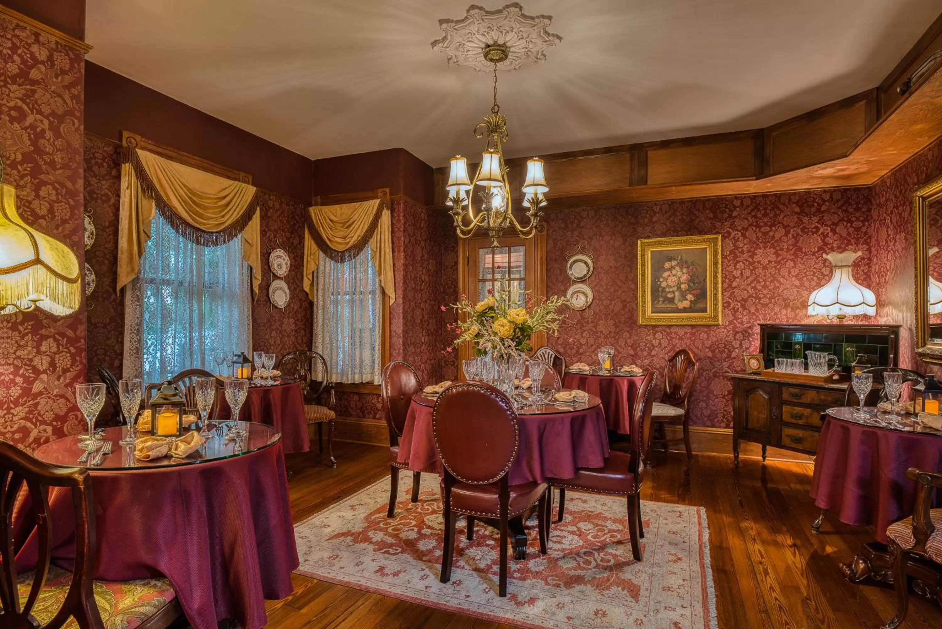 Breakfast, Restaurant/Places to Eat in Cedar House Inn