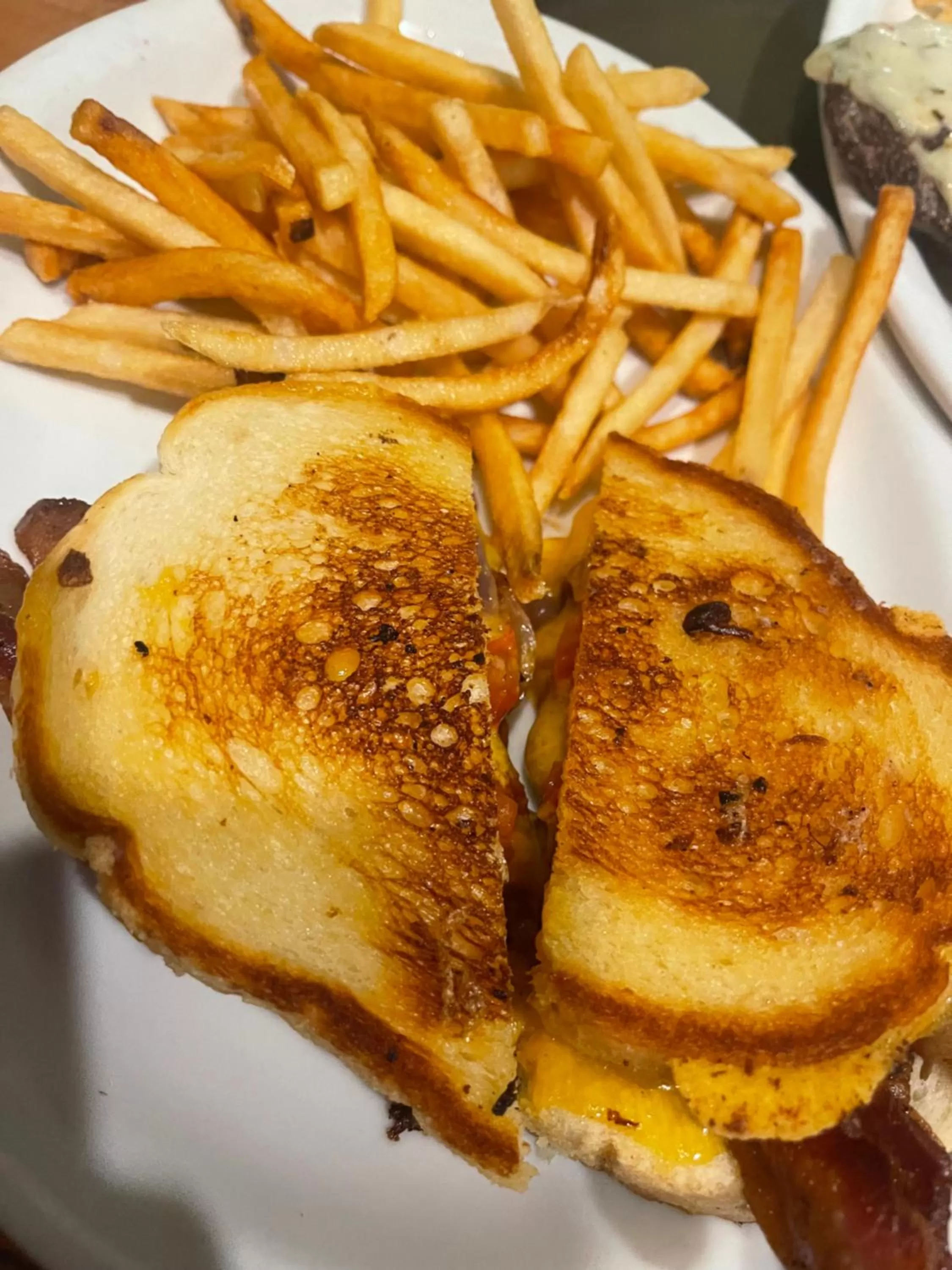 Food in Silver Fork Lodge & Restaurant