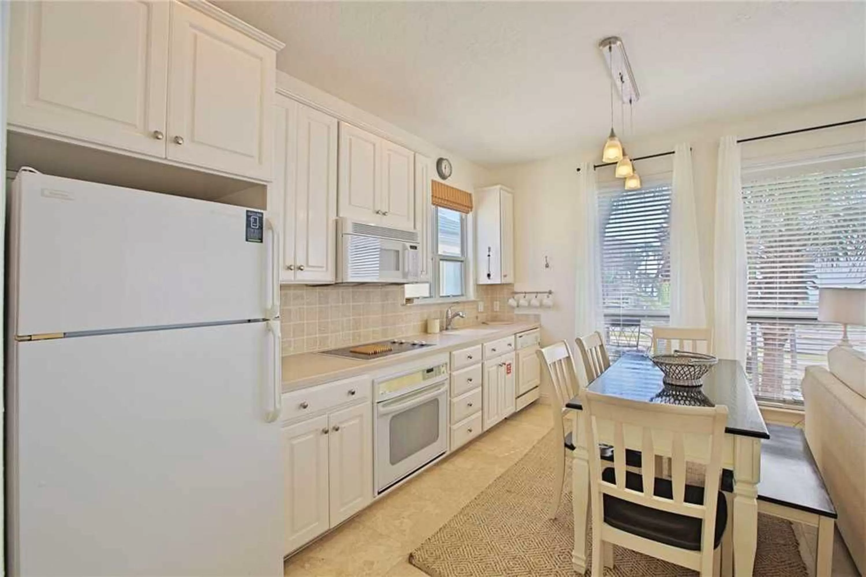 Kitchen/Kitchenette in Destiny Beach Villa #6A