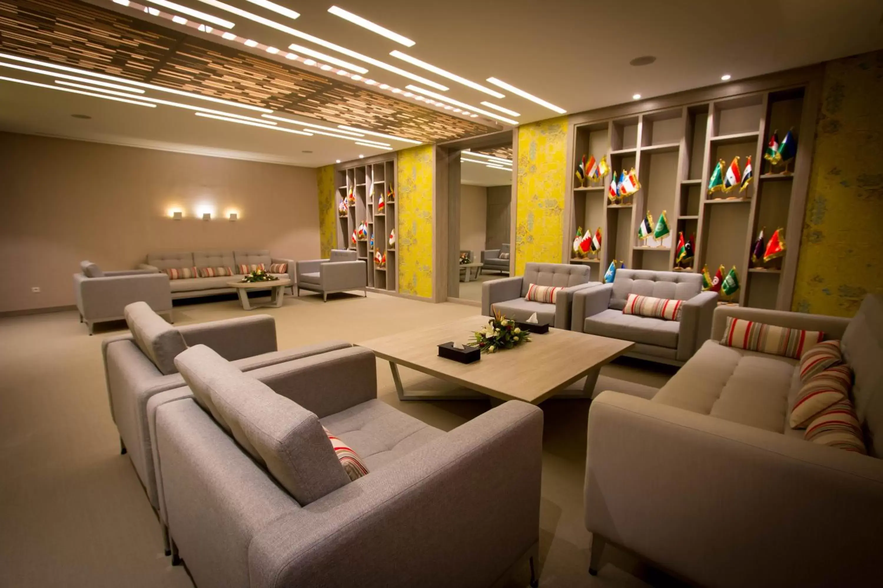 Business facilities, Lounge/Bar in Golden Tulip El Mechtel