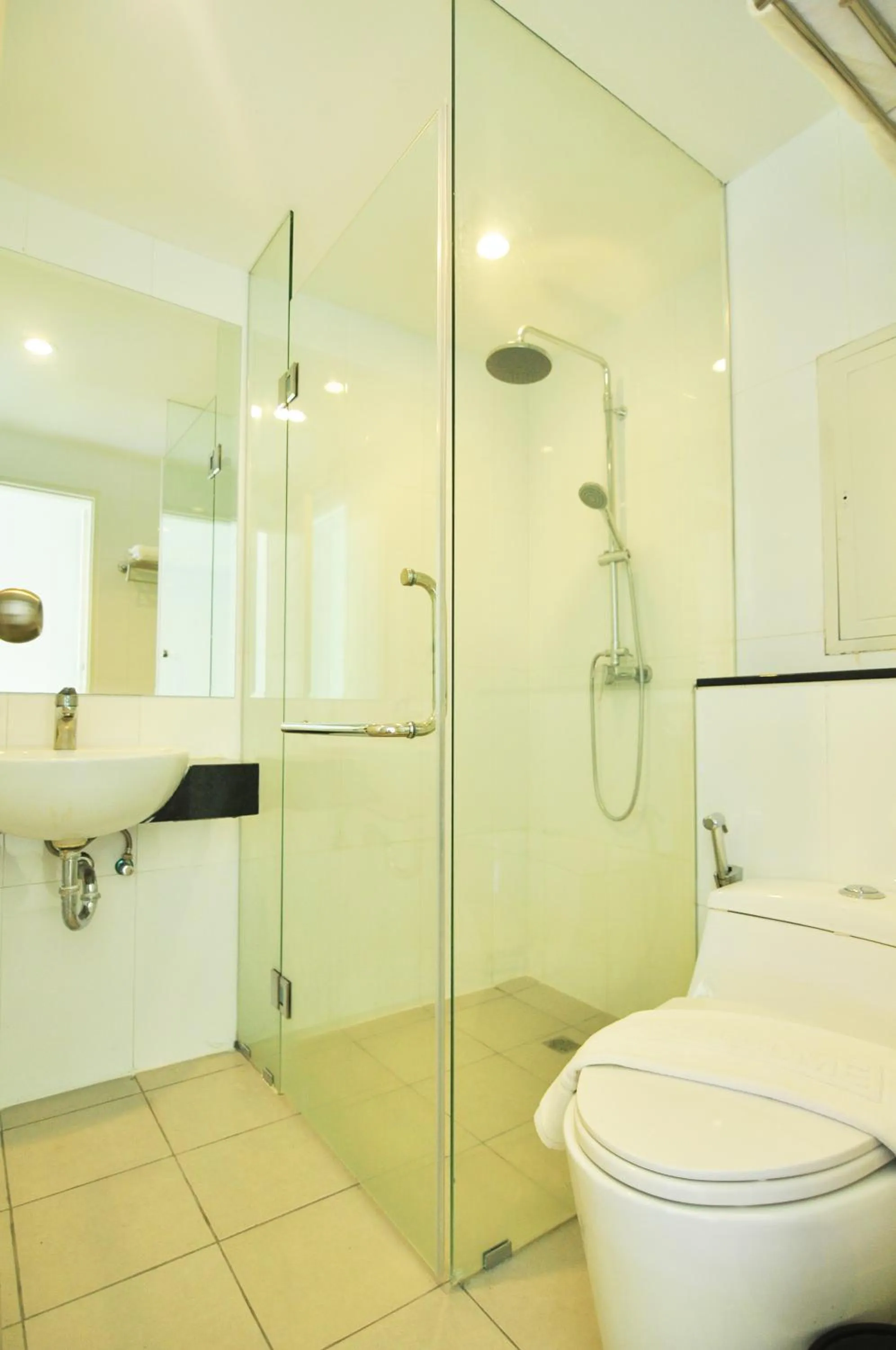 Shower in The AIM Patong Hotel