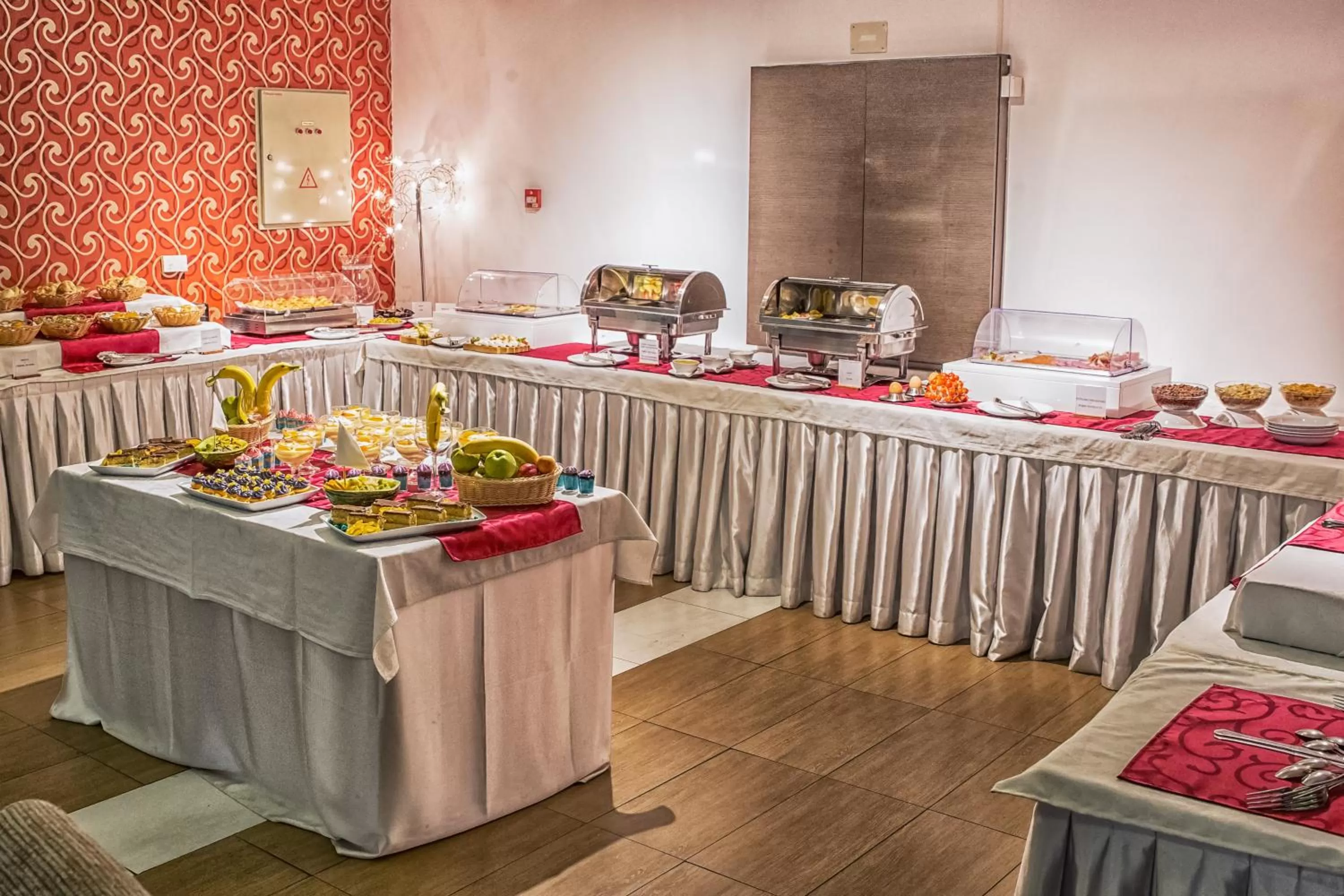 Food and drinks in Hotel Putnik