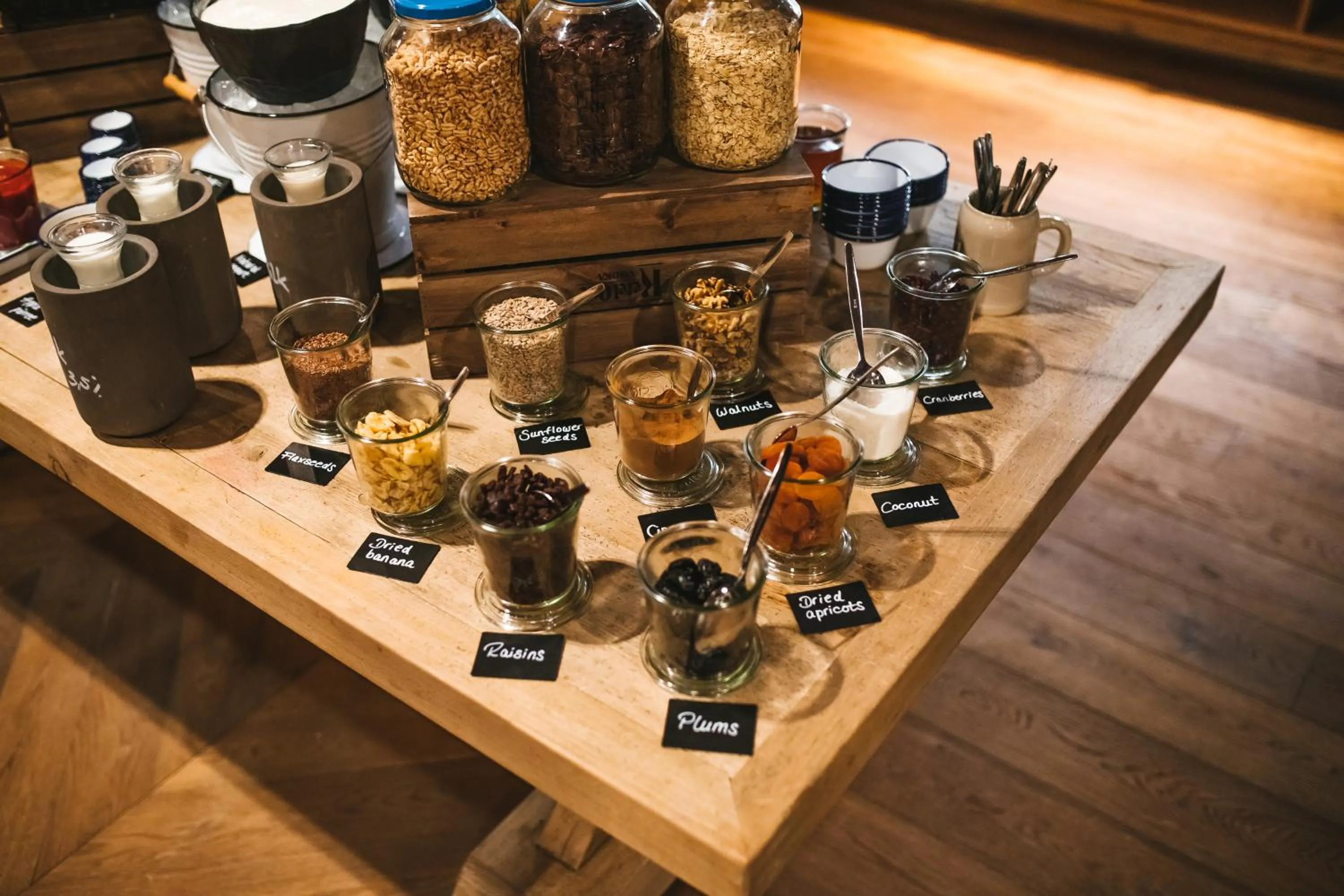 Breakfast in Gekko House Frankfurt, a Tribute Portfolio Hotel