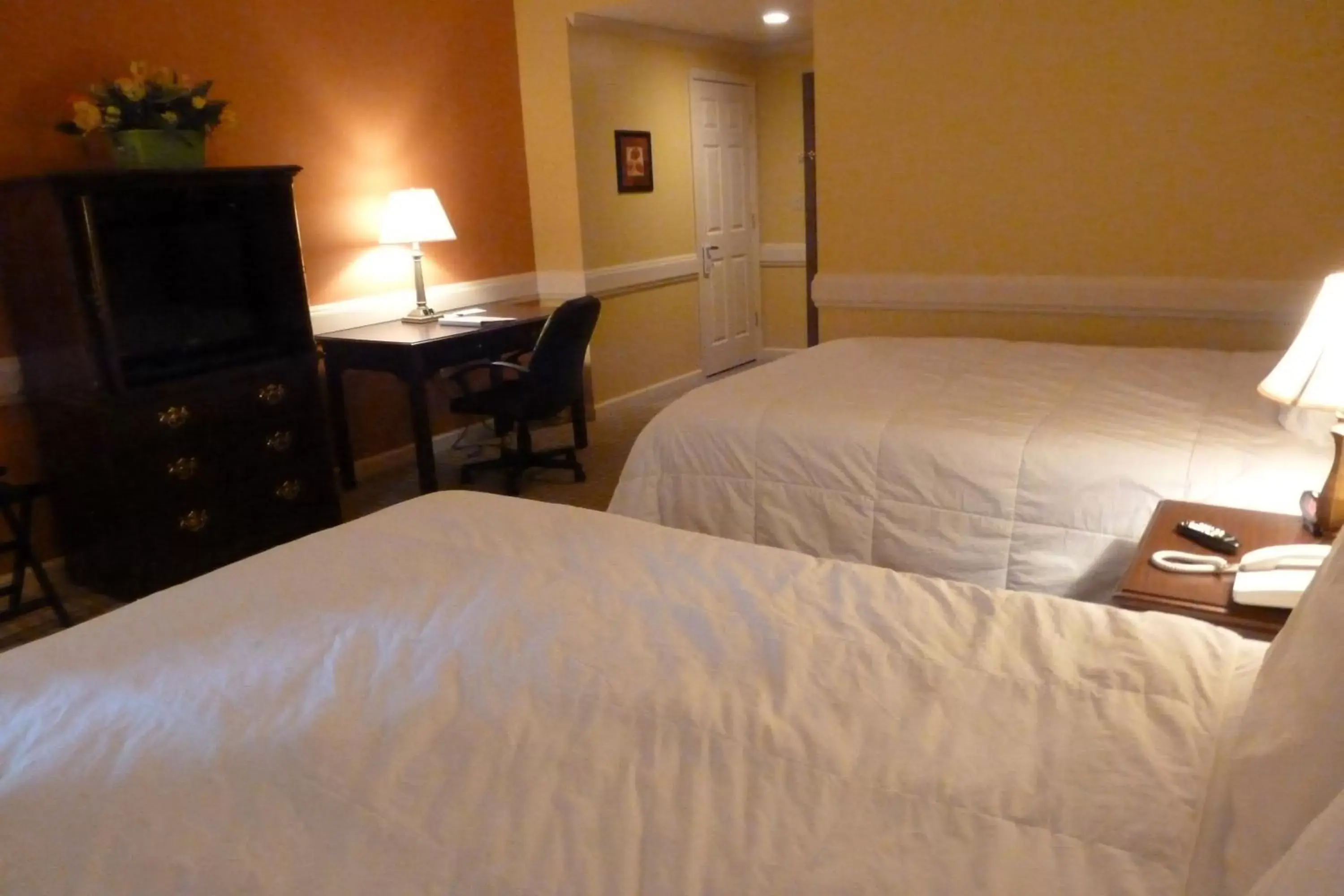 Bed in Inn at Mountainview