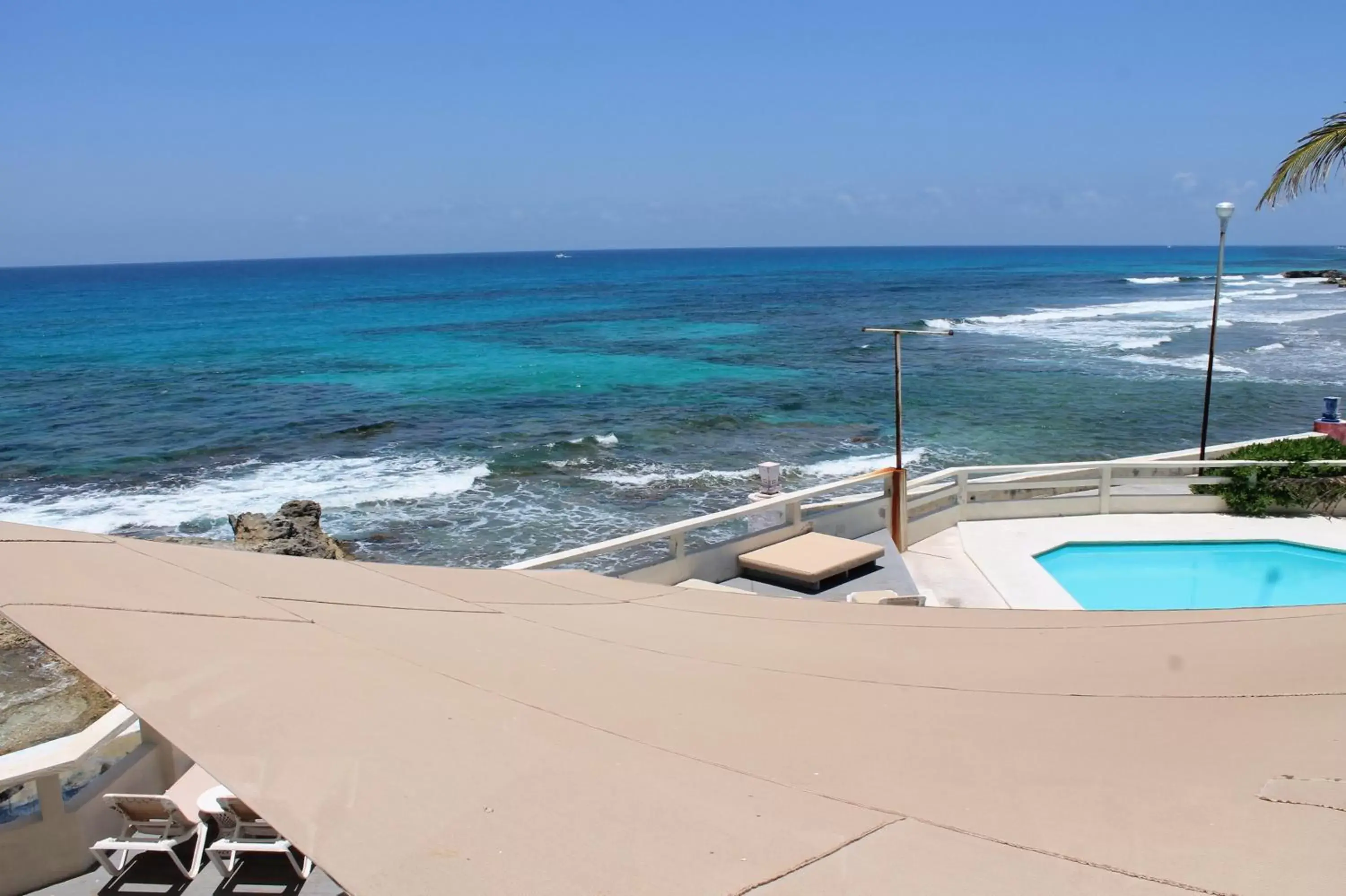 Swimming pool, Pool View in Rocamar Hotel Isla Mujeres