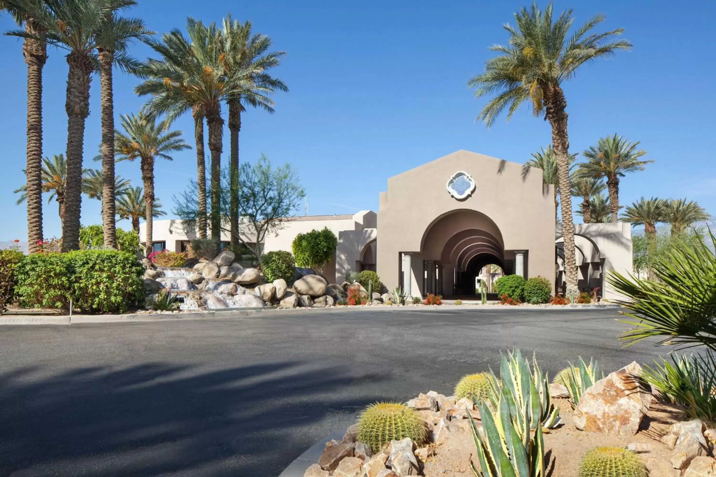 Property Building in The Westin Mission Hills Resort Villas, Palm Springs