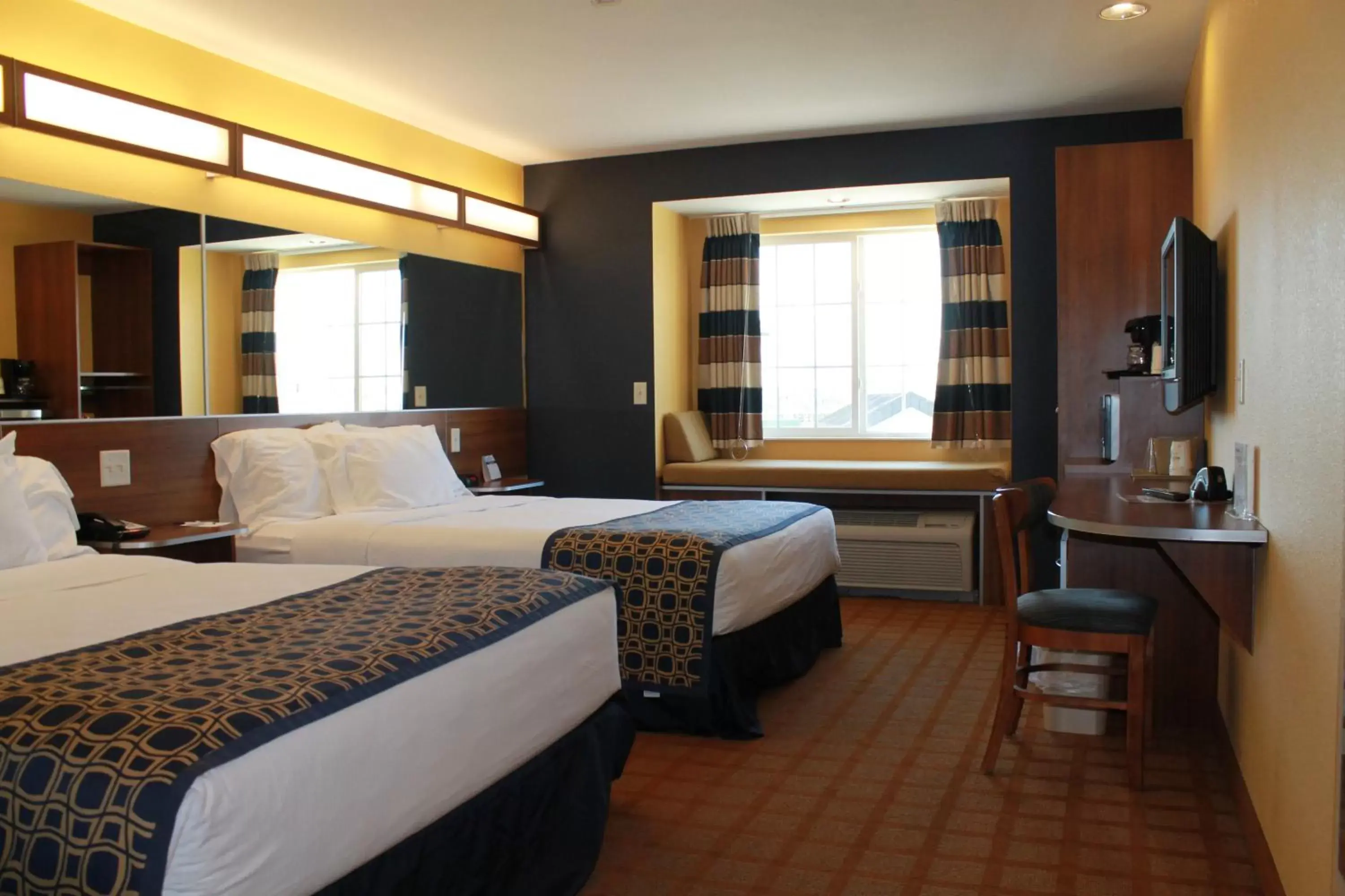 Bed in Microtel Inn & Suites - Kearney