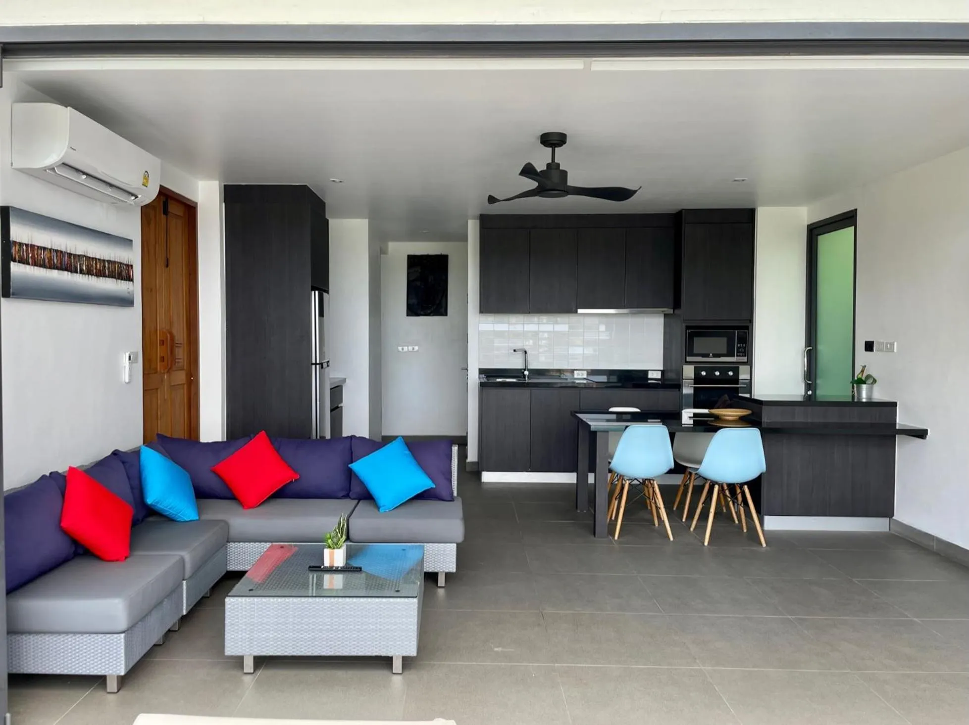 Living room in Baan Saint-Tropez Seaview Villas Kata Beach