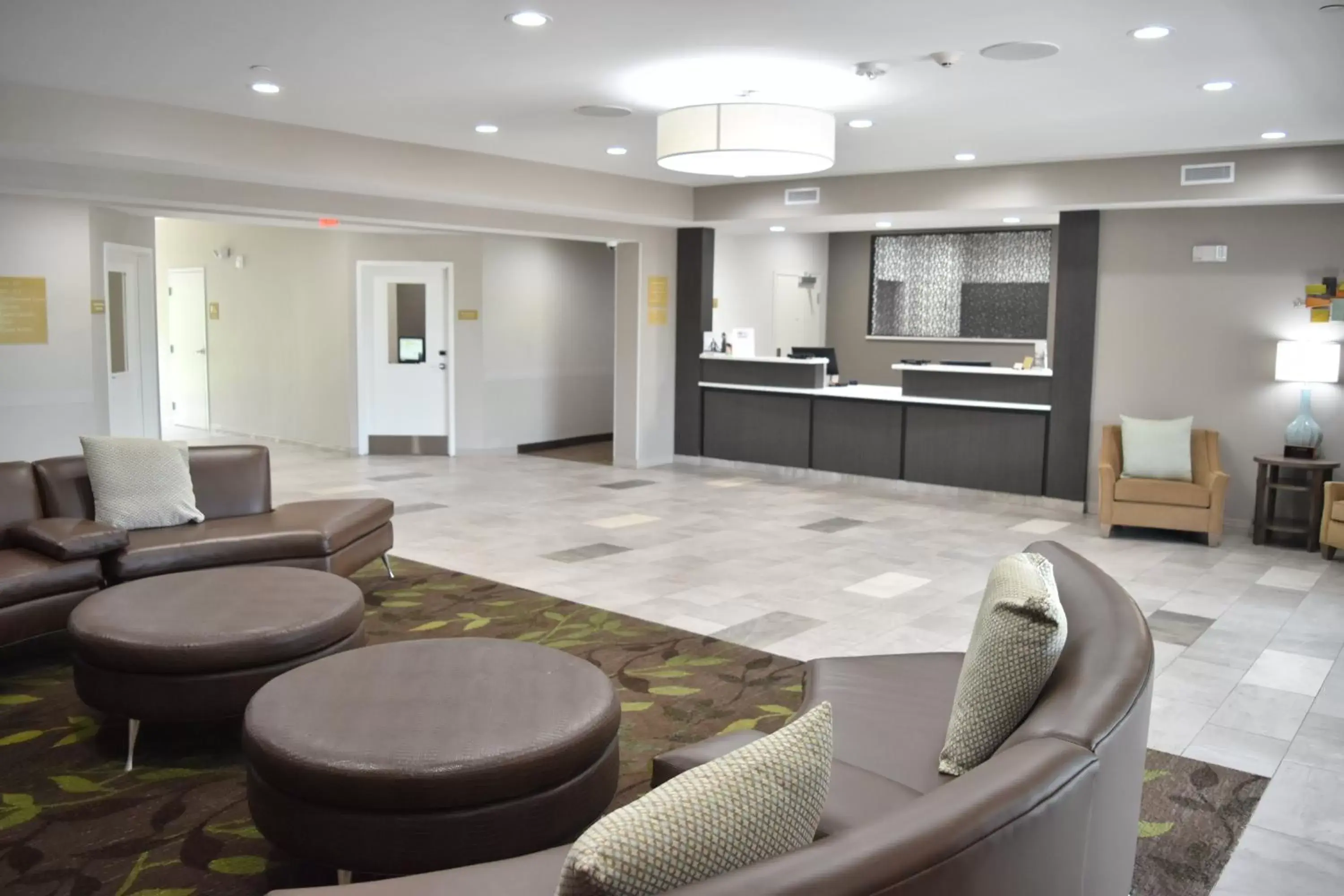 Property building in Candlewood Suites Independence by IHG Property building in Candlewood Suites Independence by IHG
