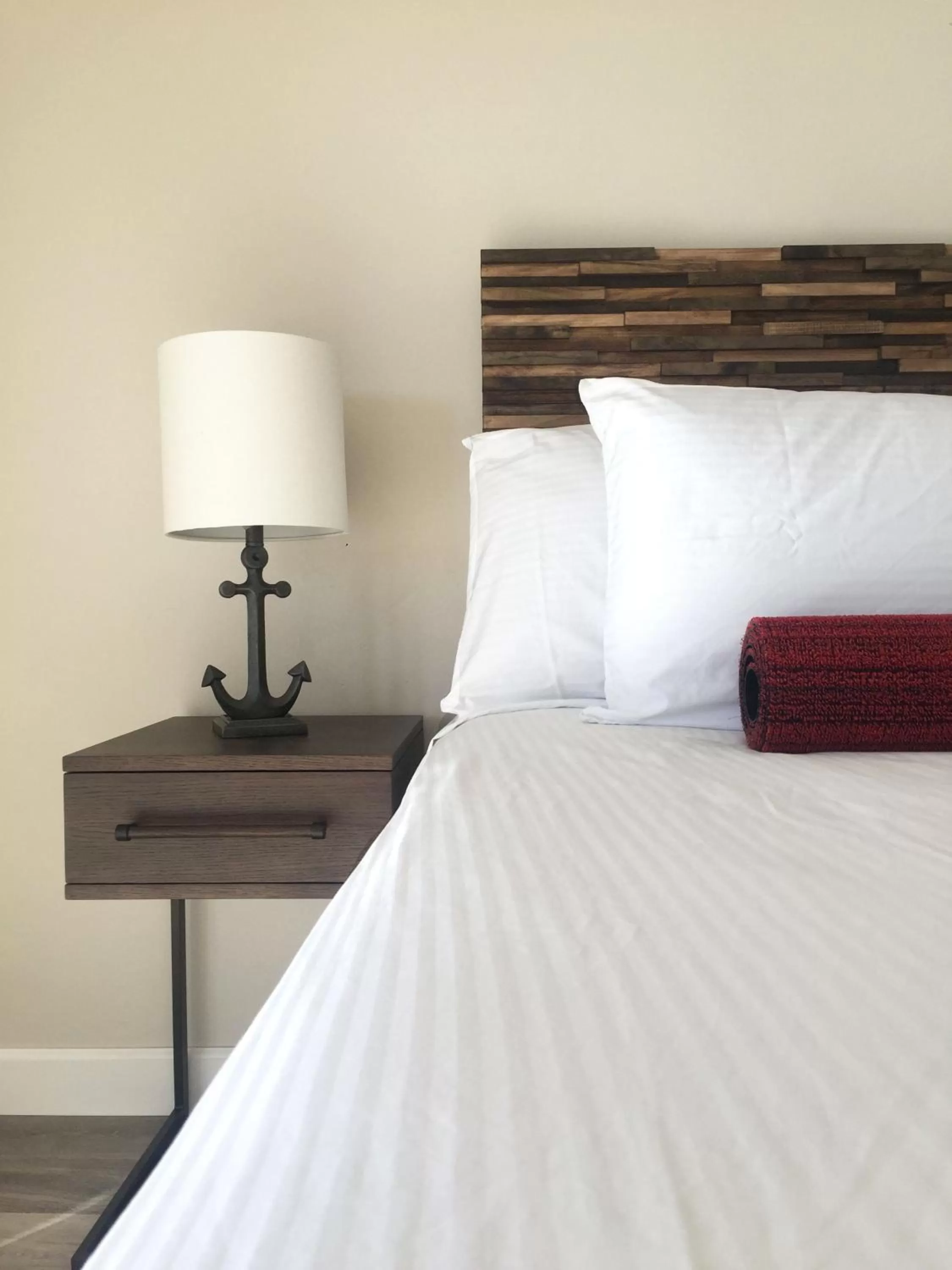 Bed in The Landing at Morro Bay