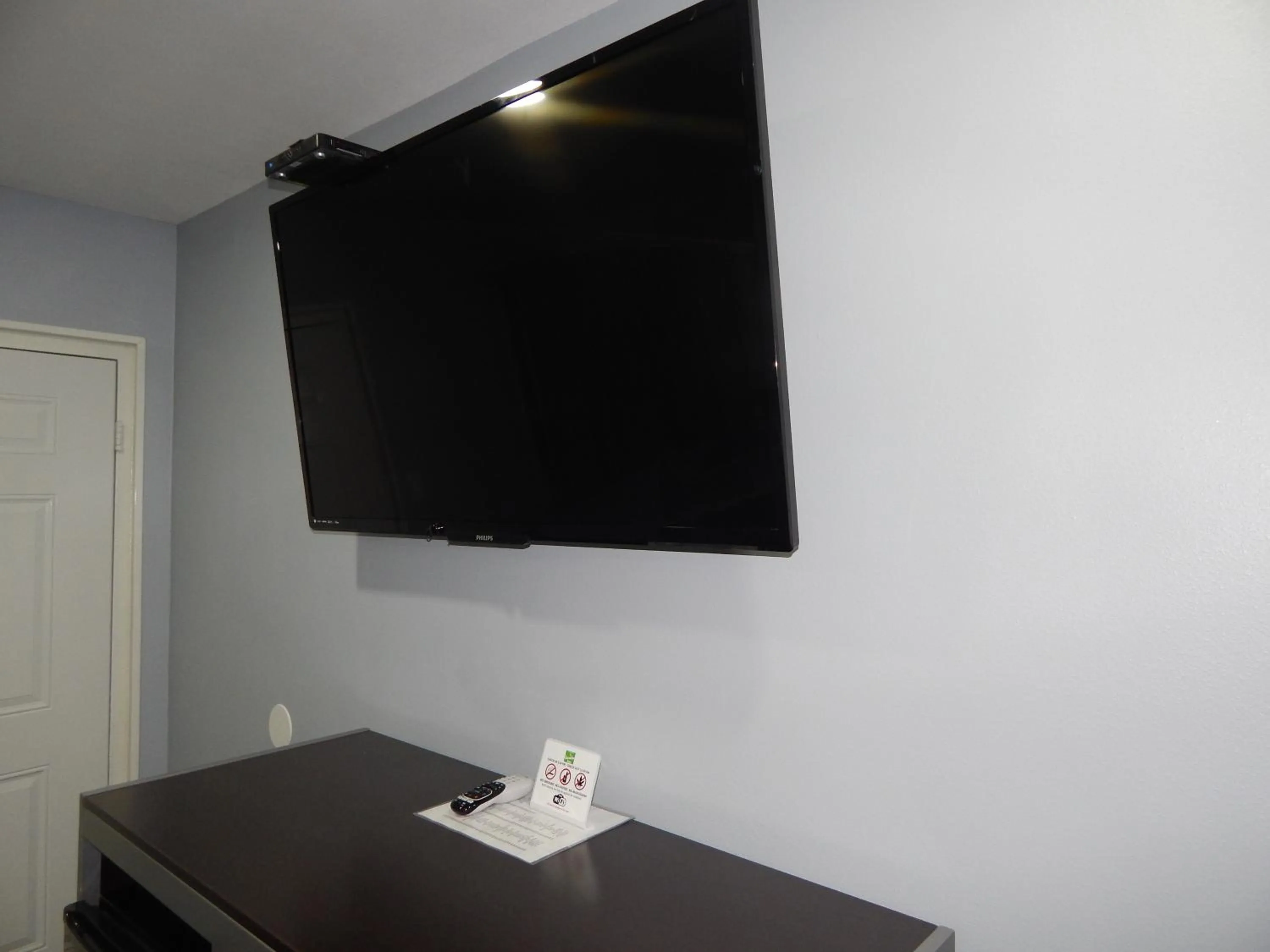 TV and multimedia in Executive Inn Fort Stockton