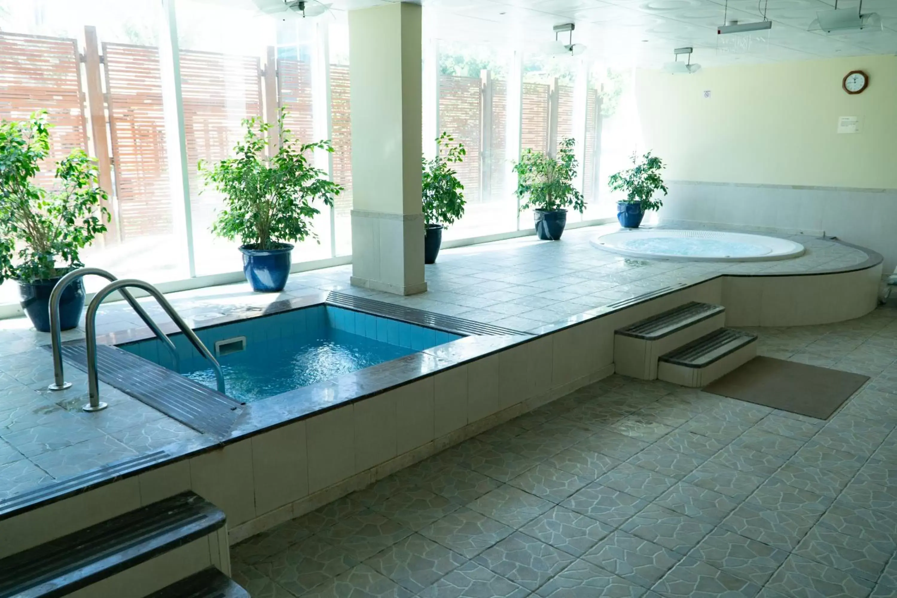 Swimming pool in Al Ain Palace Hotel Abu Dhabi Swimming pool in Al Ain Palace Hotel Abu Dhabi