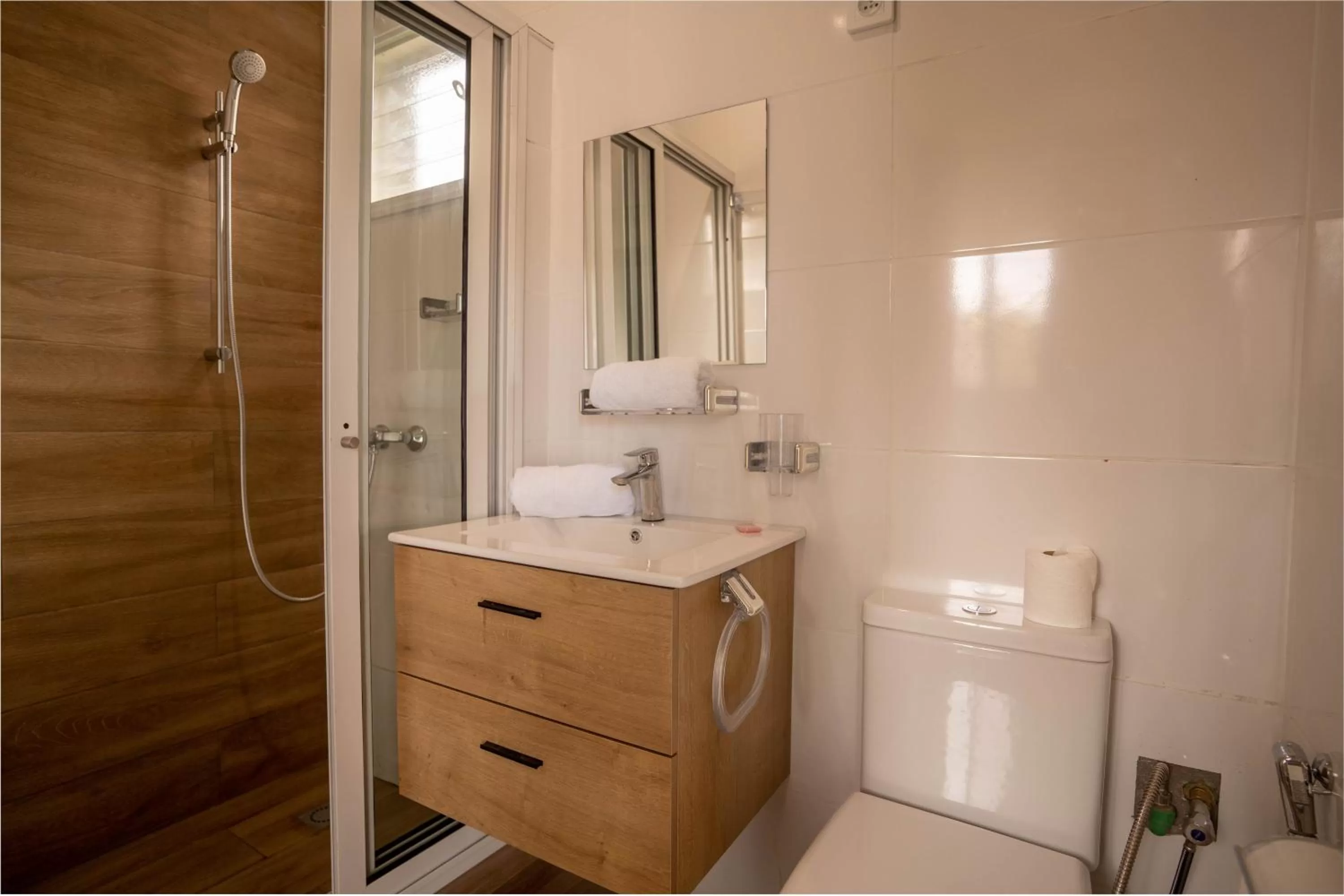 Shower in Aparthotel Madeleine