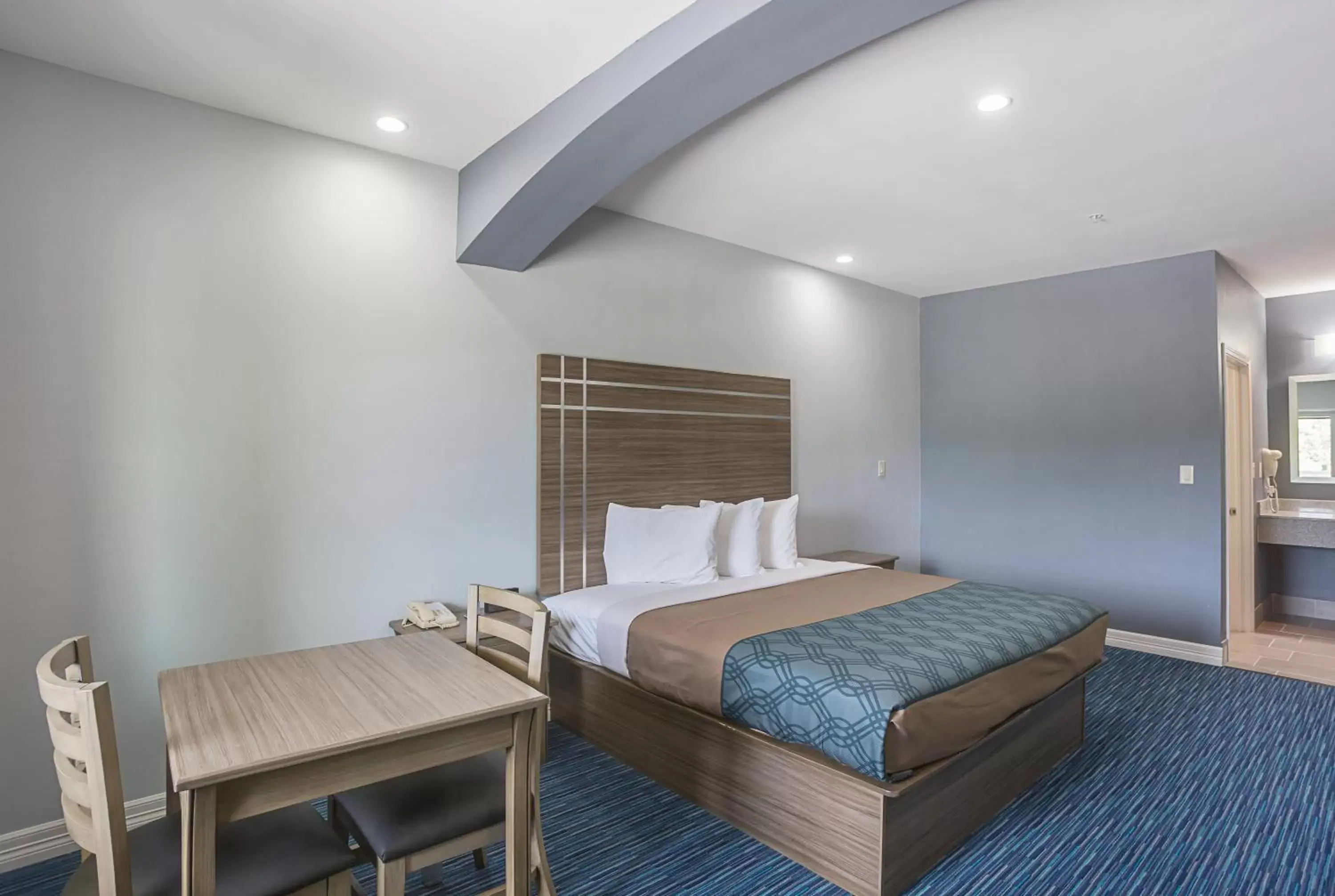 Photo of the whole room, Bed in Home Place Inn Spring I-45 North and 1960 Photo of the whole room, Bed in Home Place Inn Spring I-45 North and 1960