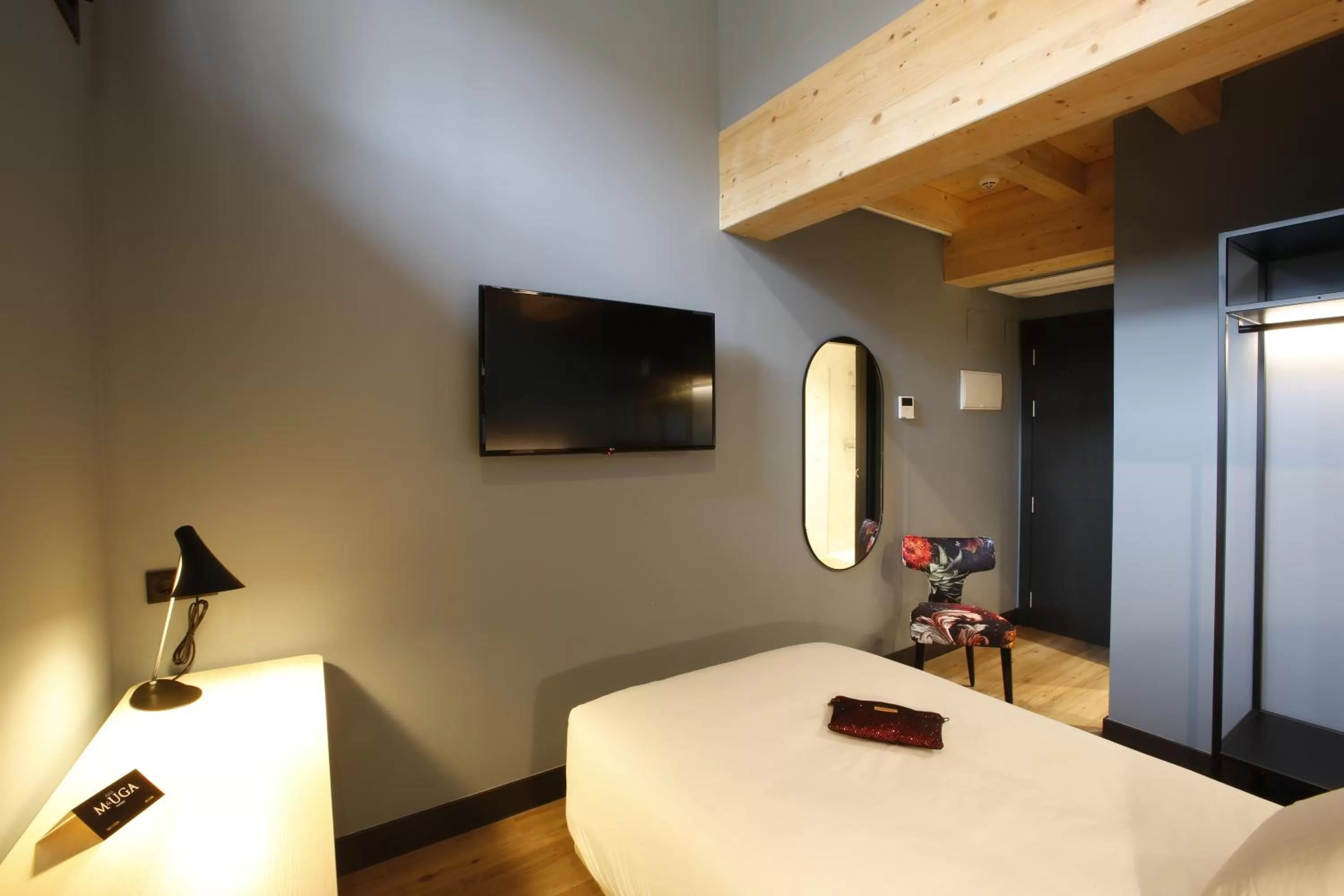 Single Room - single occupancy in M&UGA Hotela