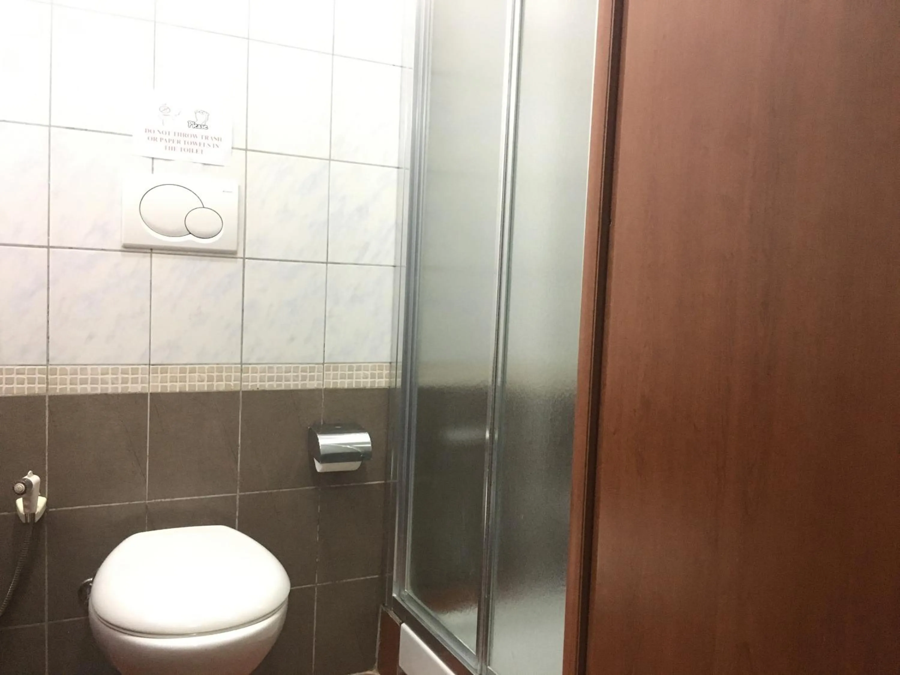 Bathroom in Toffa Place In Rome