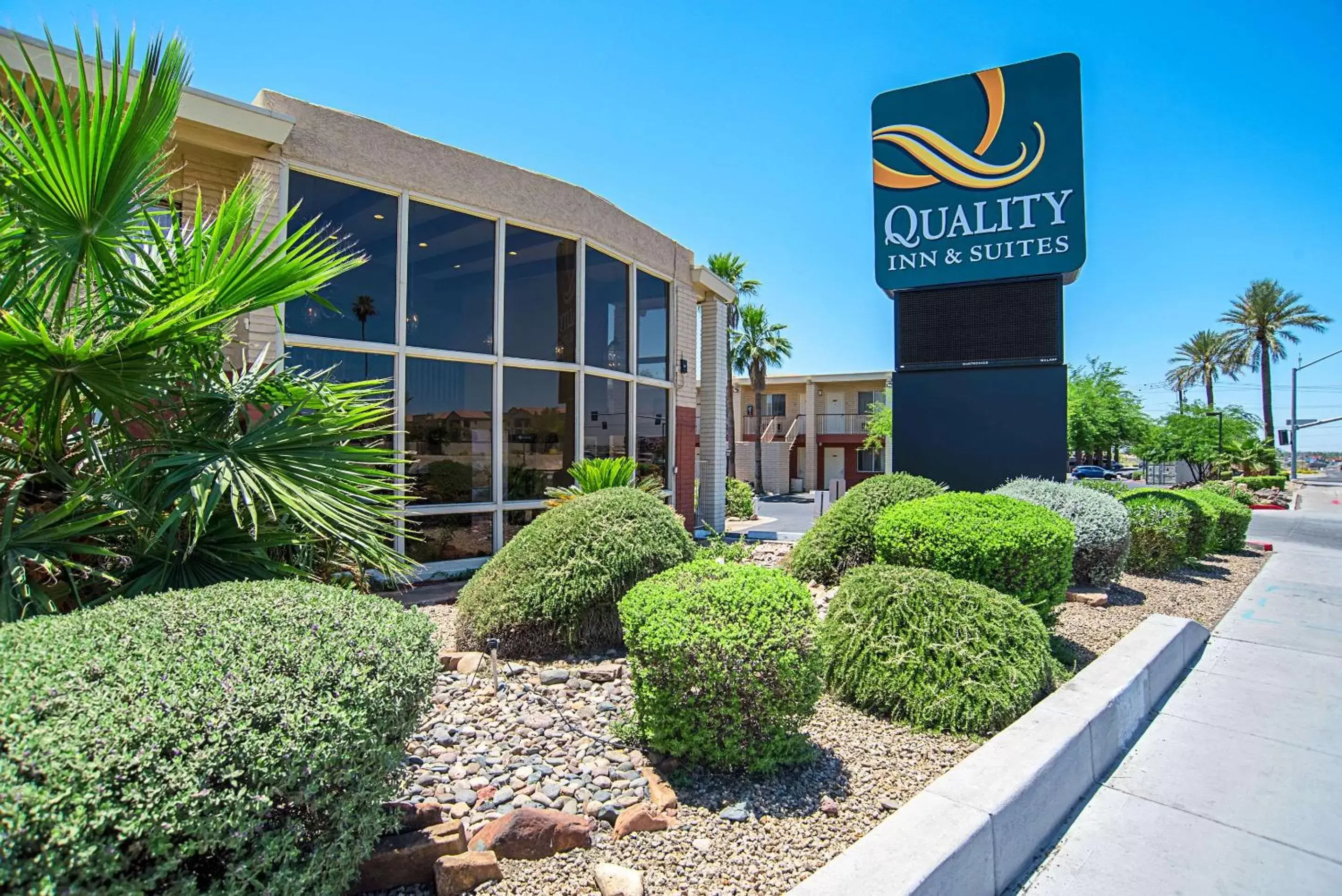 Property building in Quality Inn & Suites Phoenix NW - Sun City