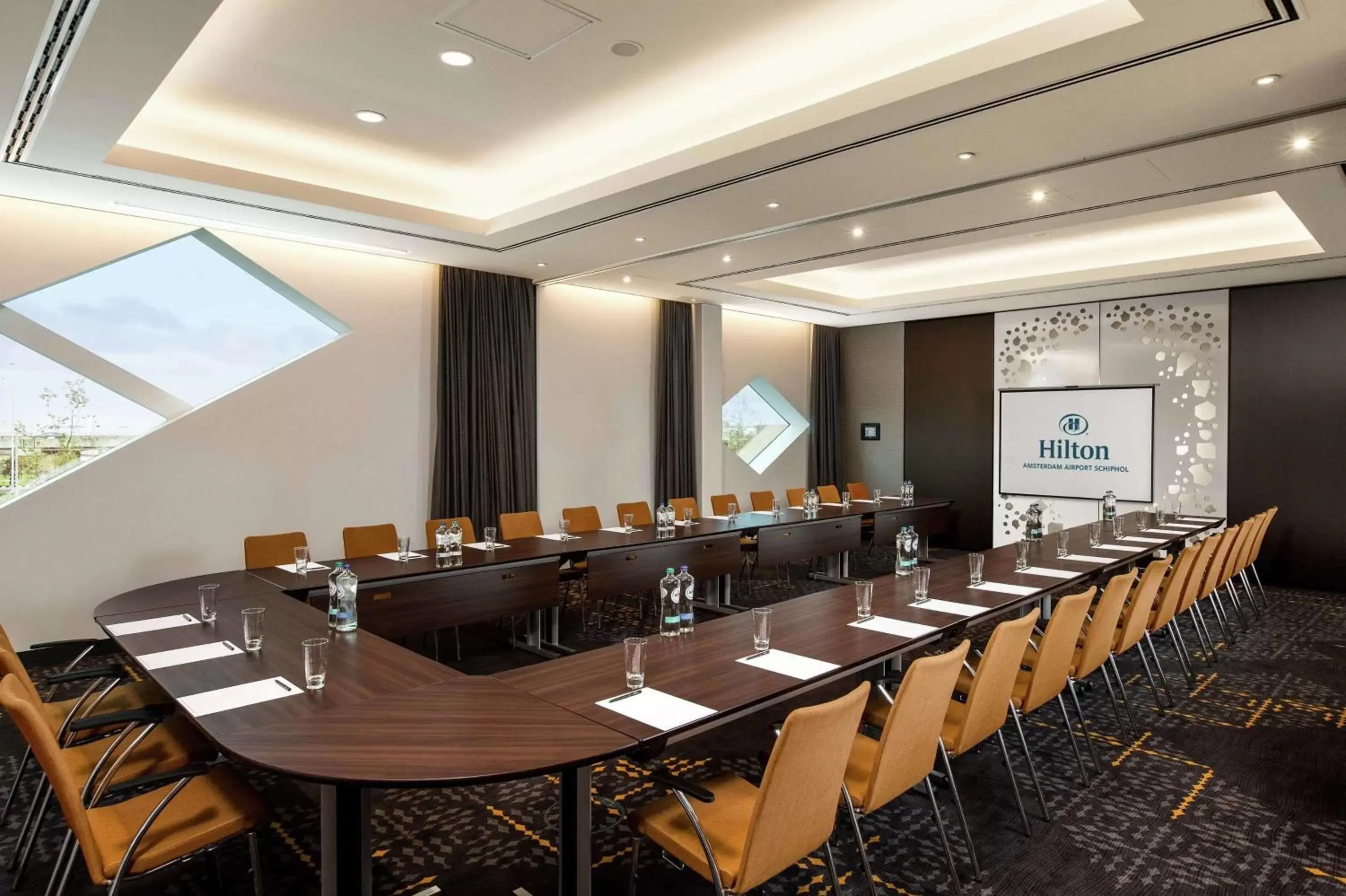 Meeting/conference room in Hilton Amsterdam Airport Schiphol