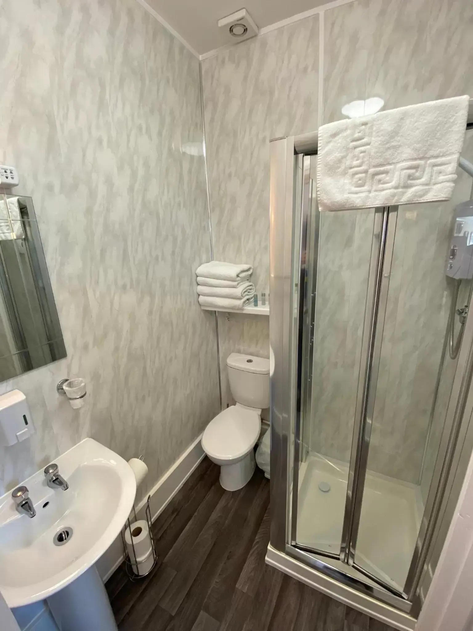 Shower, Bathroom in Paignton Court