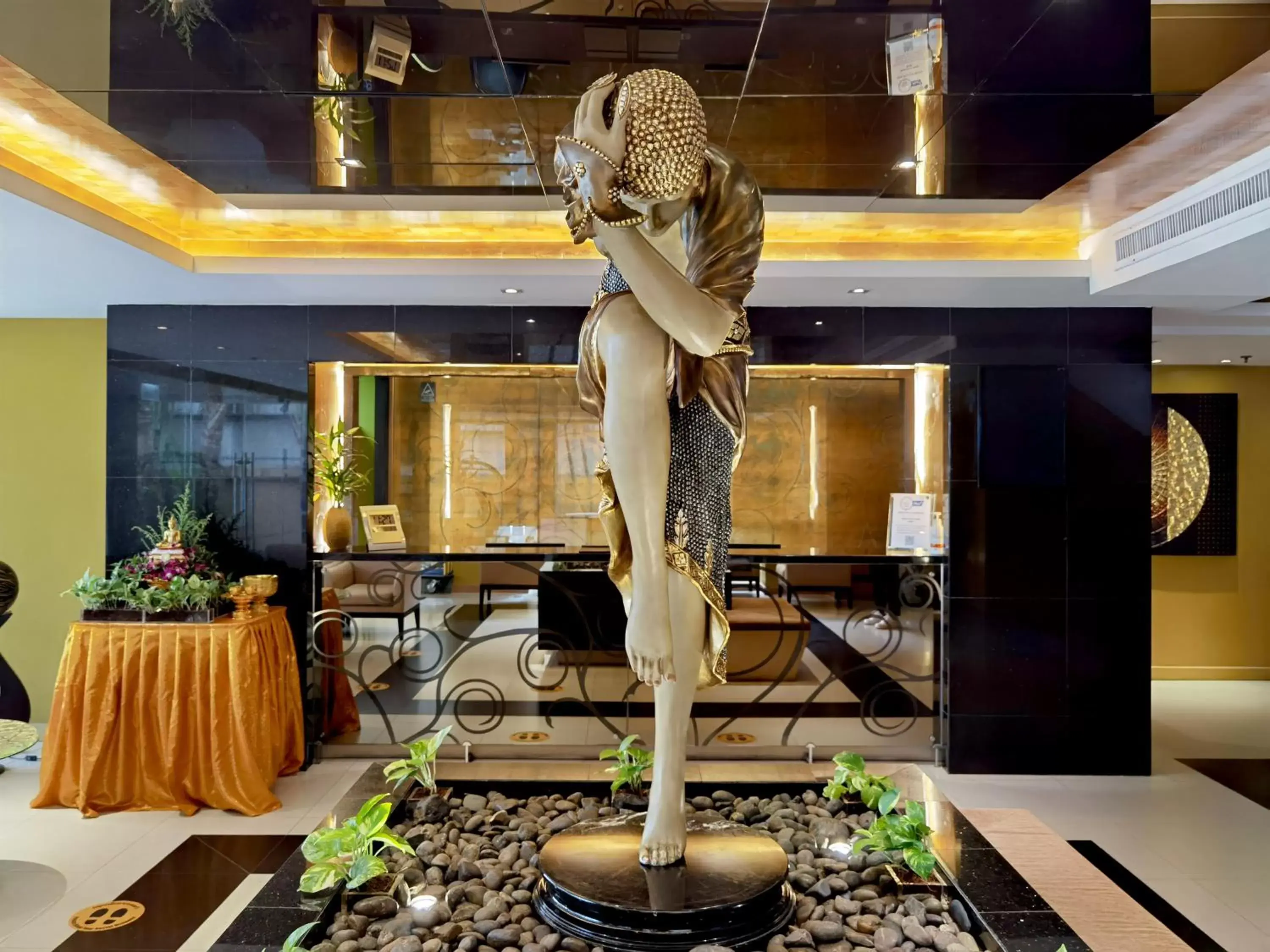 Lobby or reception in Nova Gold Hotel by Compass Hospitality