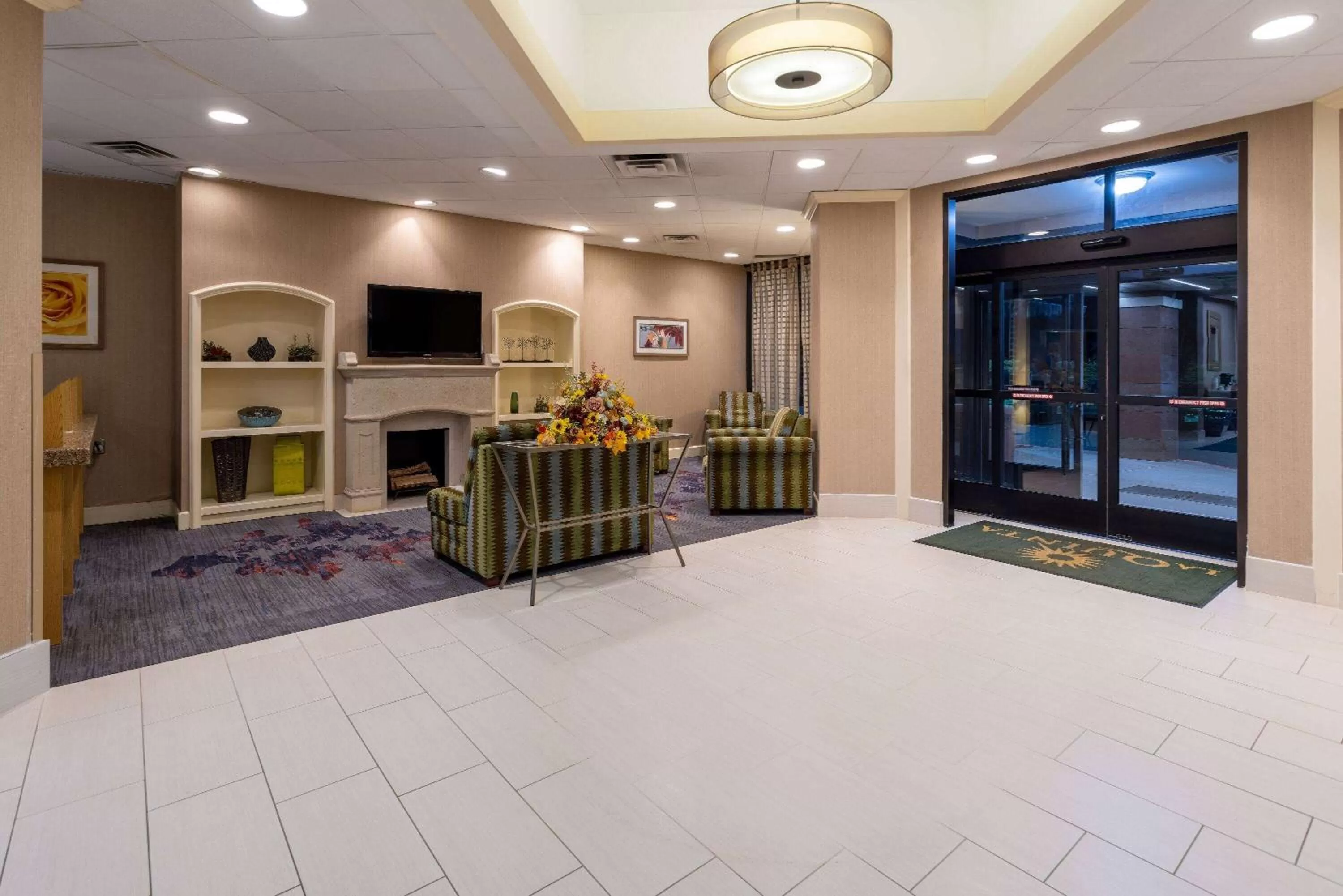 Lobby or reception in La Quinta Inn & Suites by Wyndham Kingsport TriCities