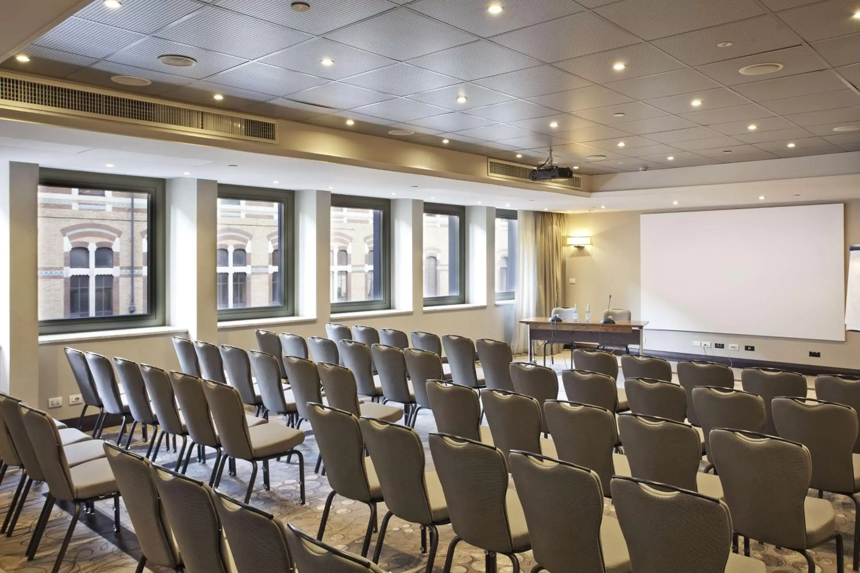 Meeting/conference room in Hilton Milan