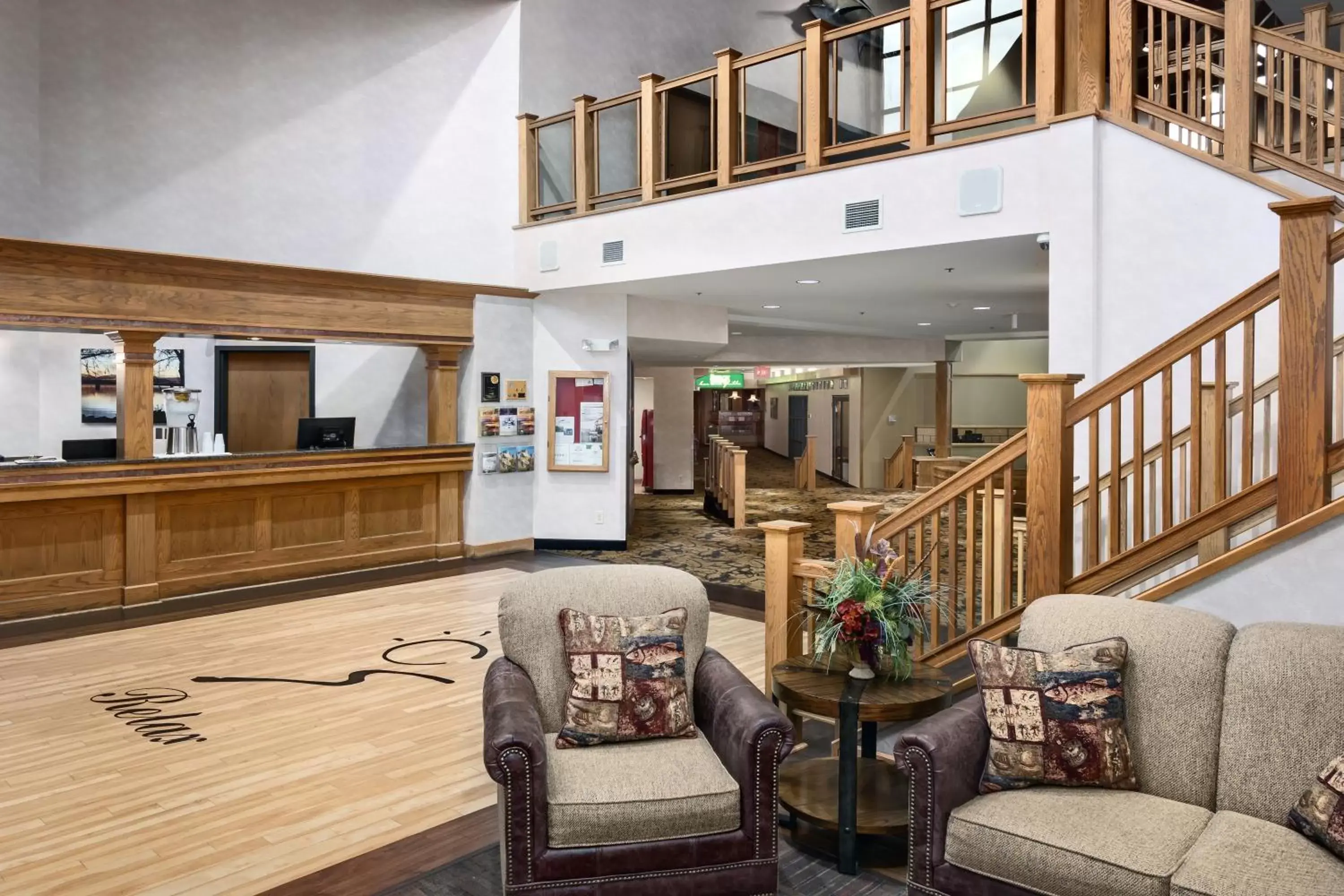 Lobby/Reception in Arrowwood Resort at Cedar Shore