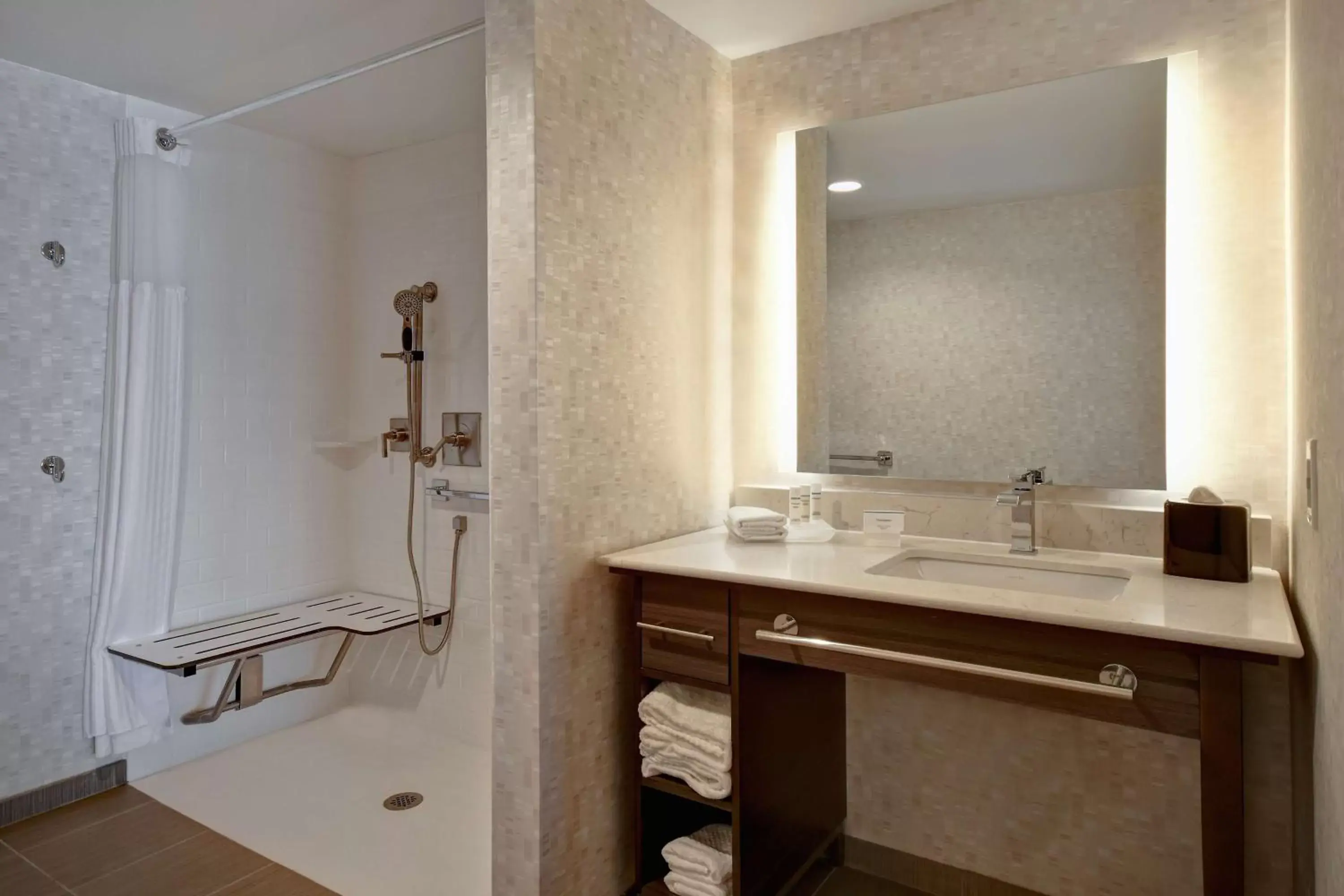 Bathroom in Homewood Suites by Hilton Philadelphia-City Avenue