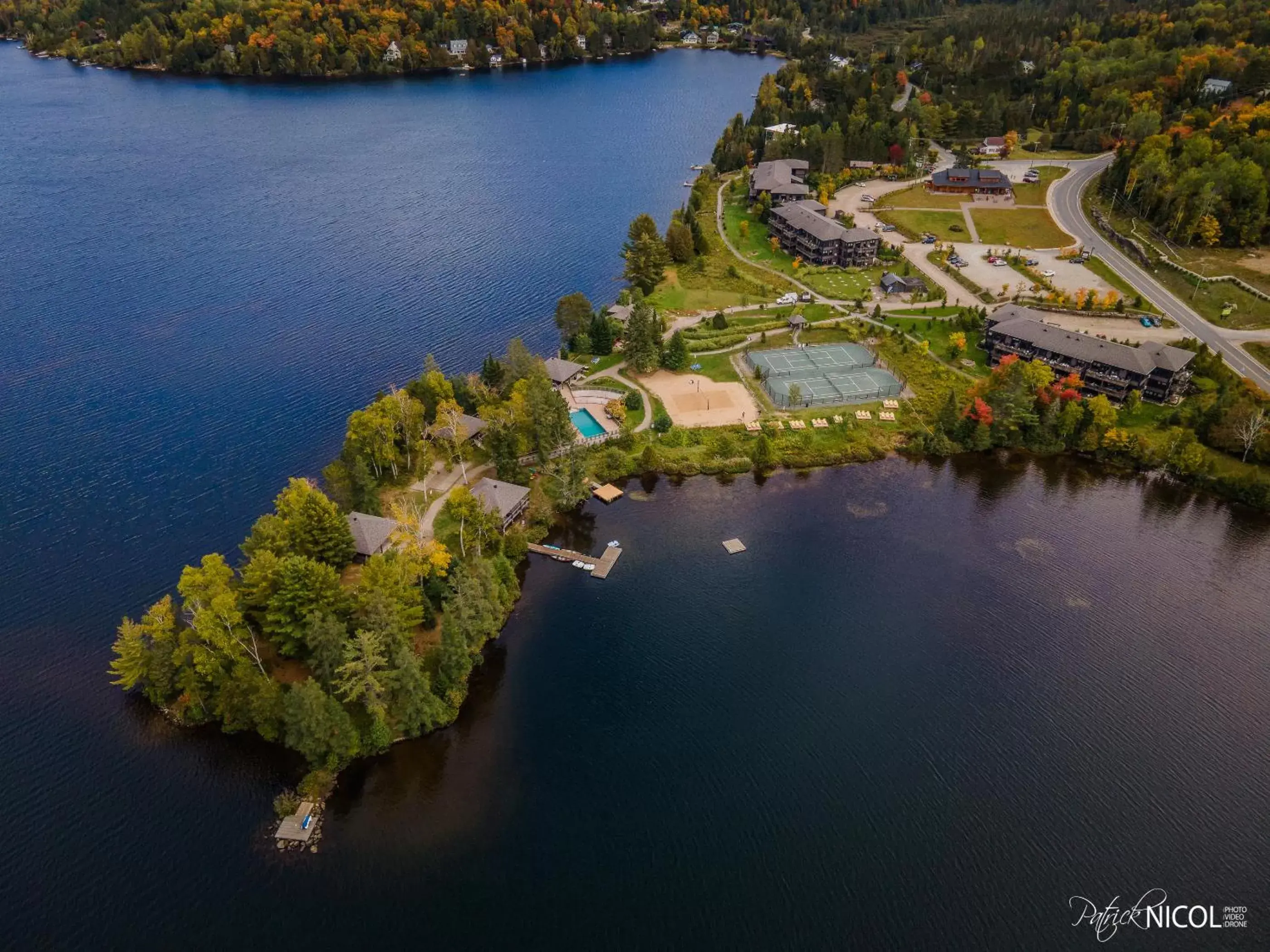 Bird's-eye View in Suites-sur-Lac