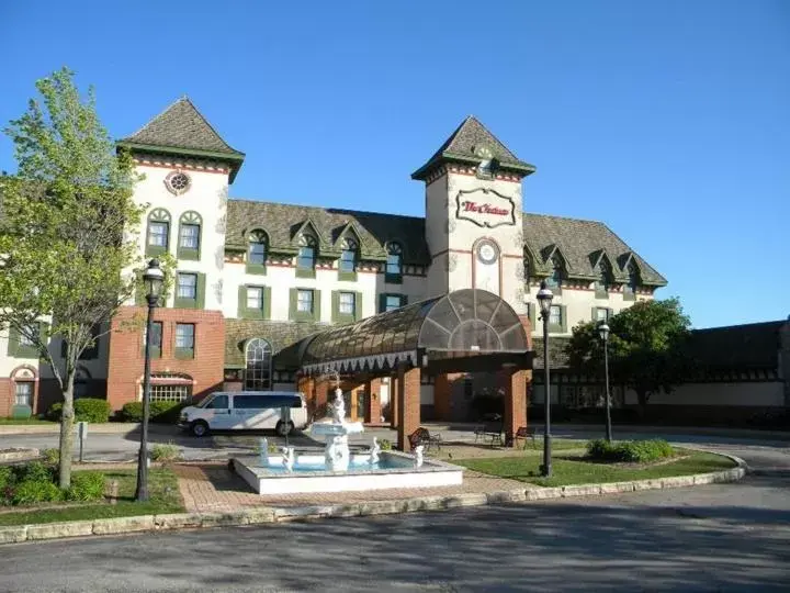 Facade/entrance, Property Building in The Chateau Bloomington Hotel and Conference Center