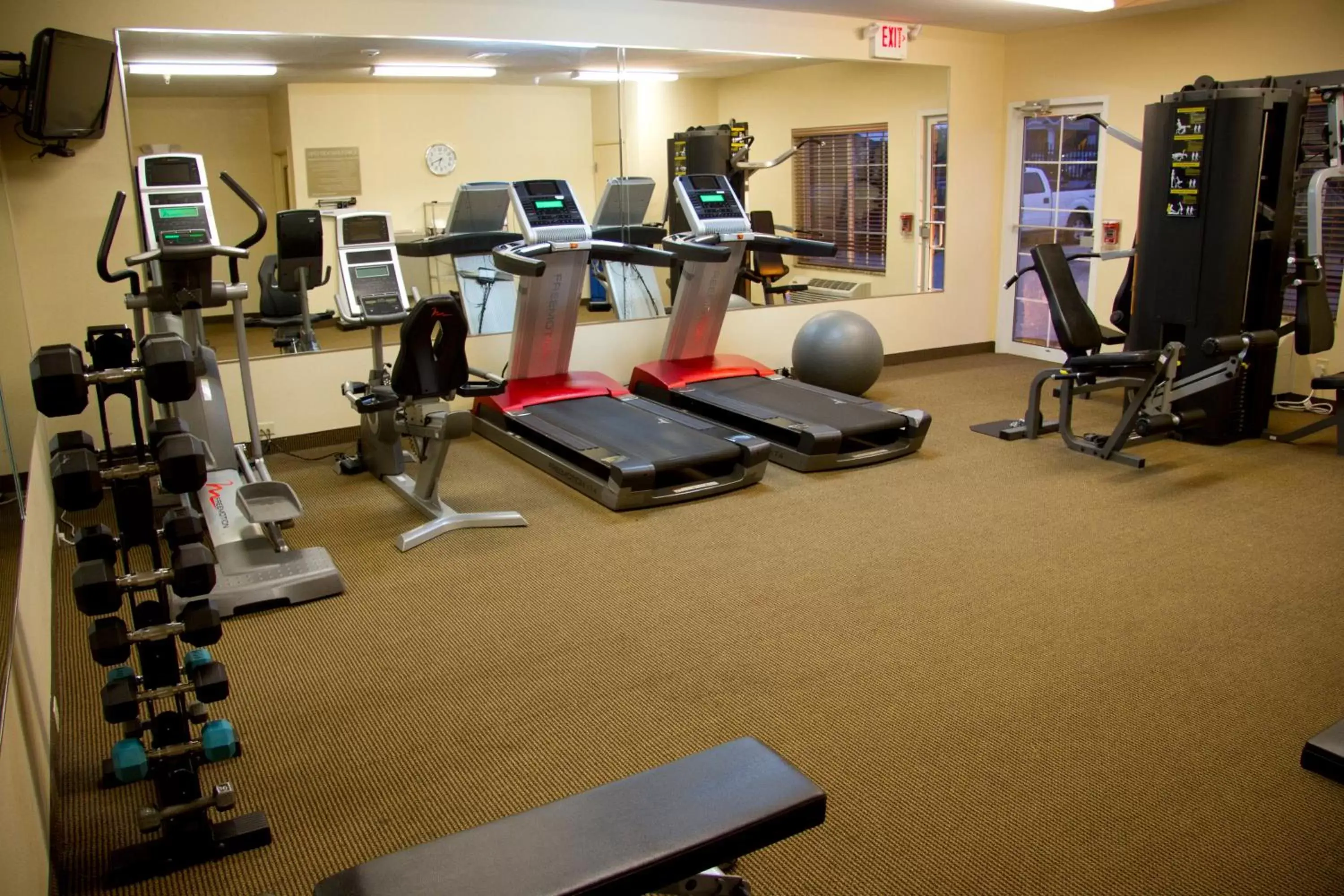 Fitness centre/facilities, Fitness Center/Facilities in Candlewood Suites Champaign-Urbana University Area, an IHG Hotel