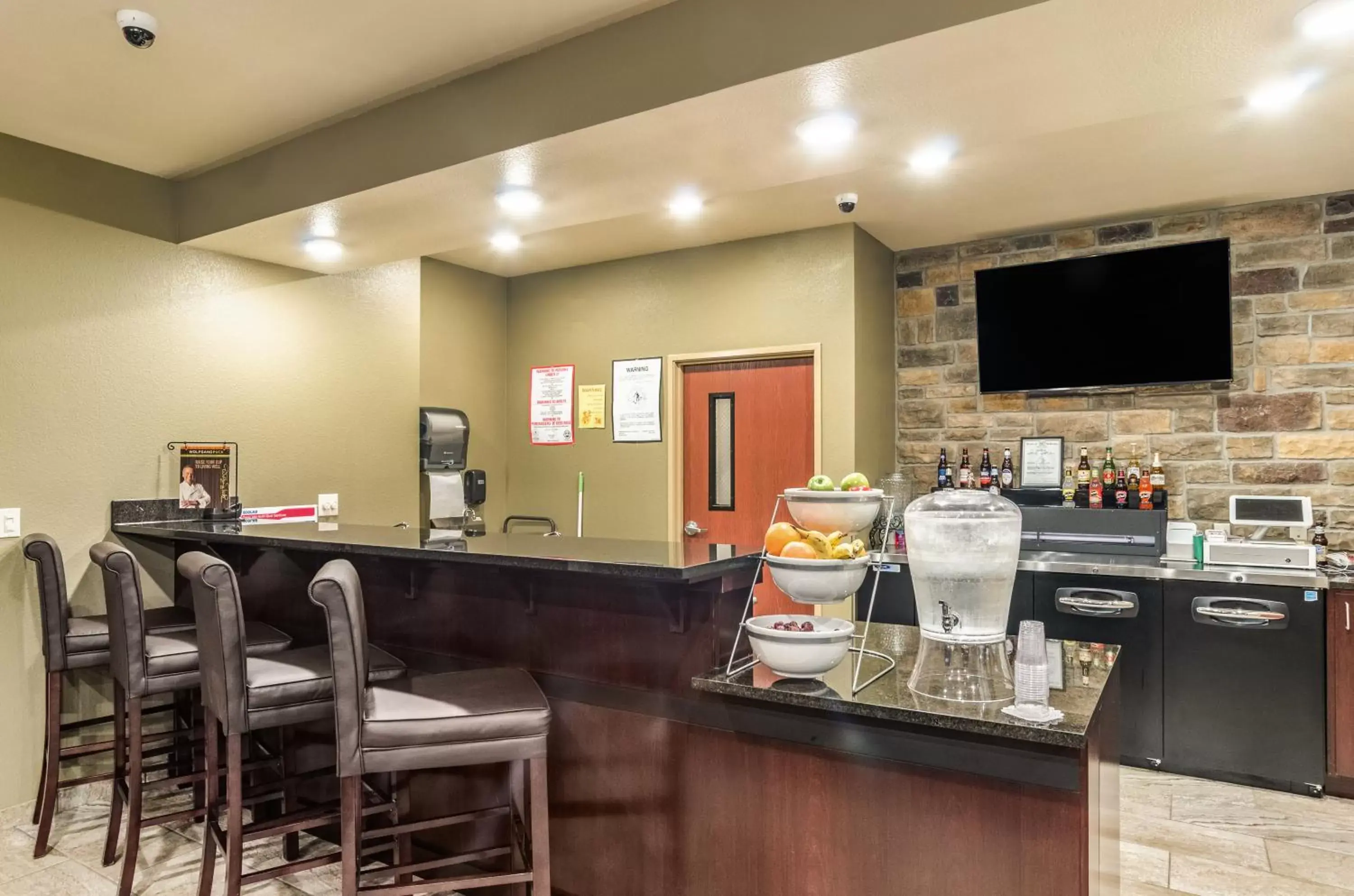 Lounge or bar in Cobblestone Hotel & Suites - Gering/Scottsbluff