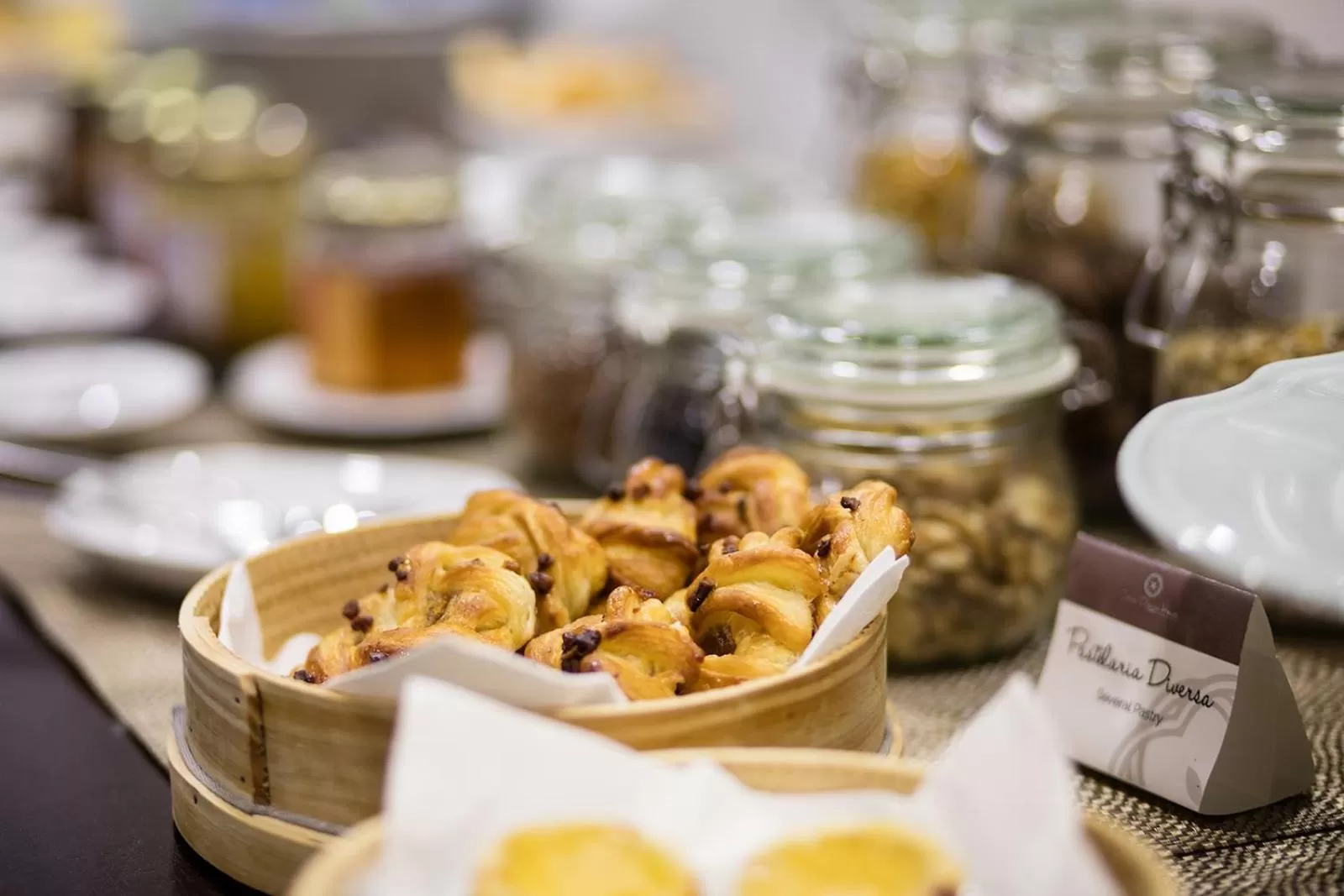 Buffet breakfast in Cerca Design House