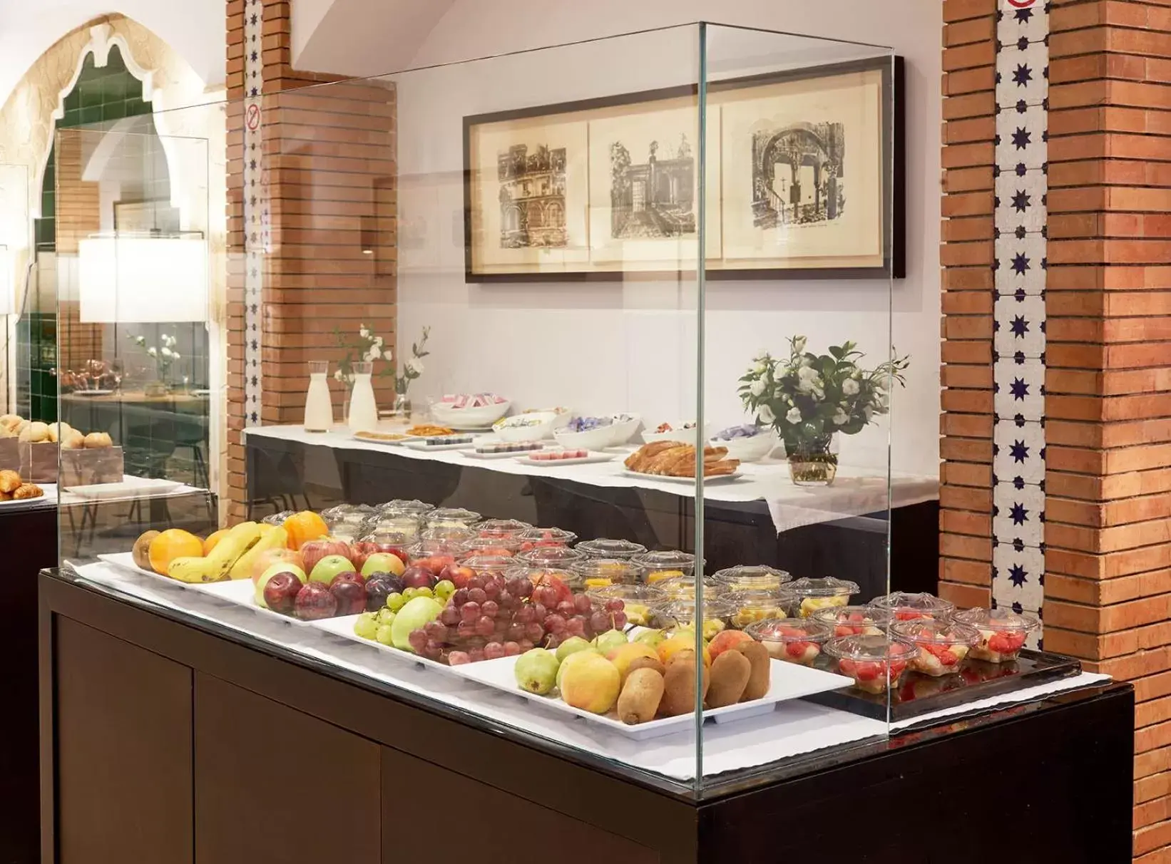 Buffet breakfast, Food in Hotel Fernando III