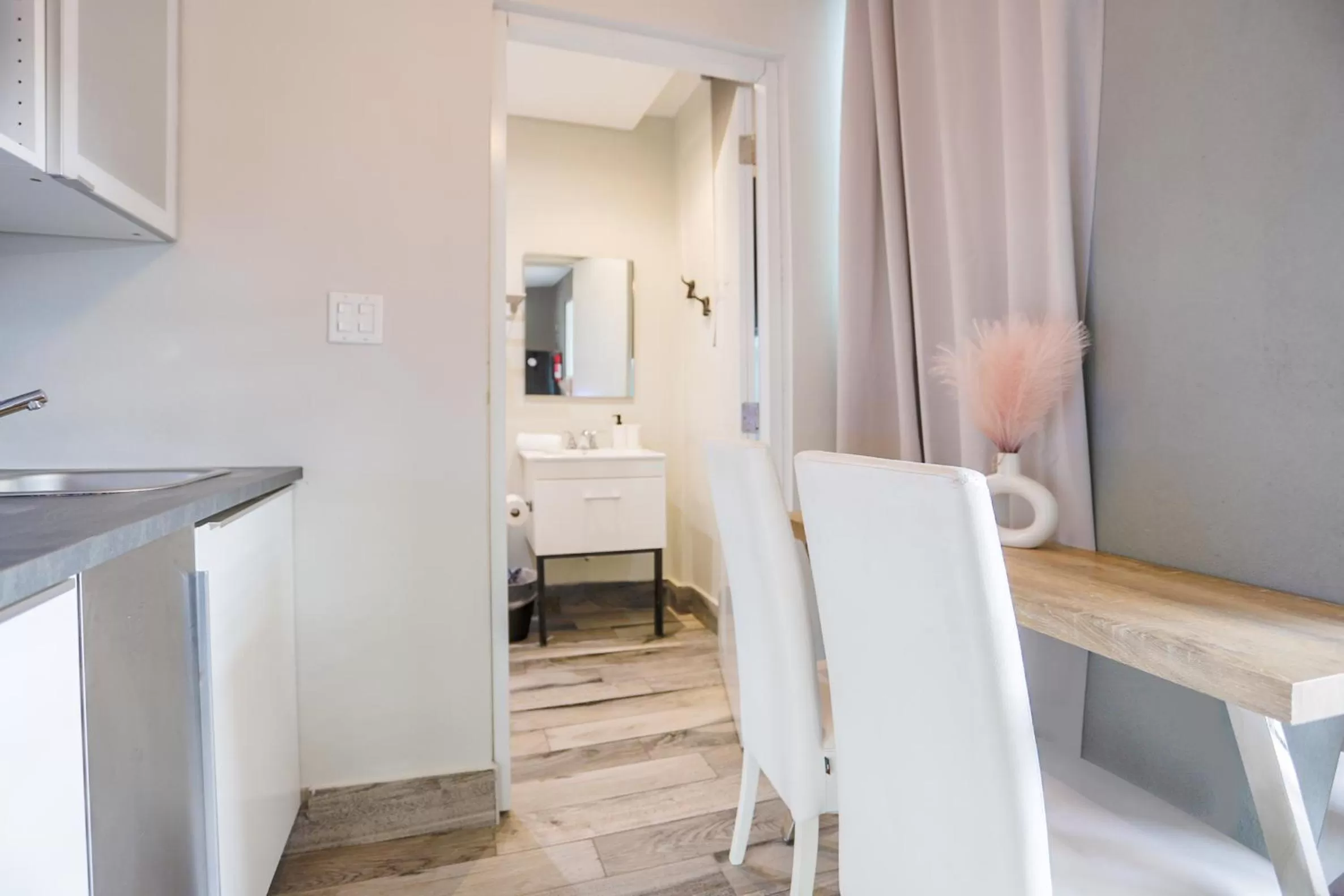 Dining Area in Rosalina Urbano
