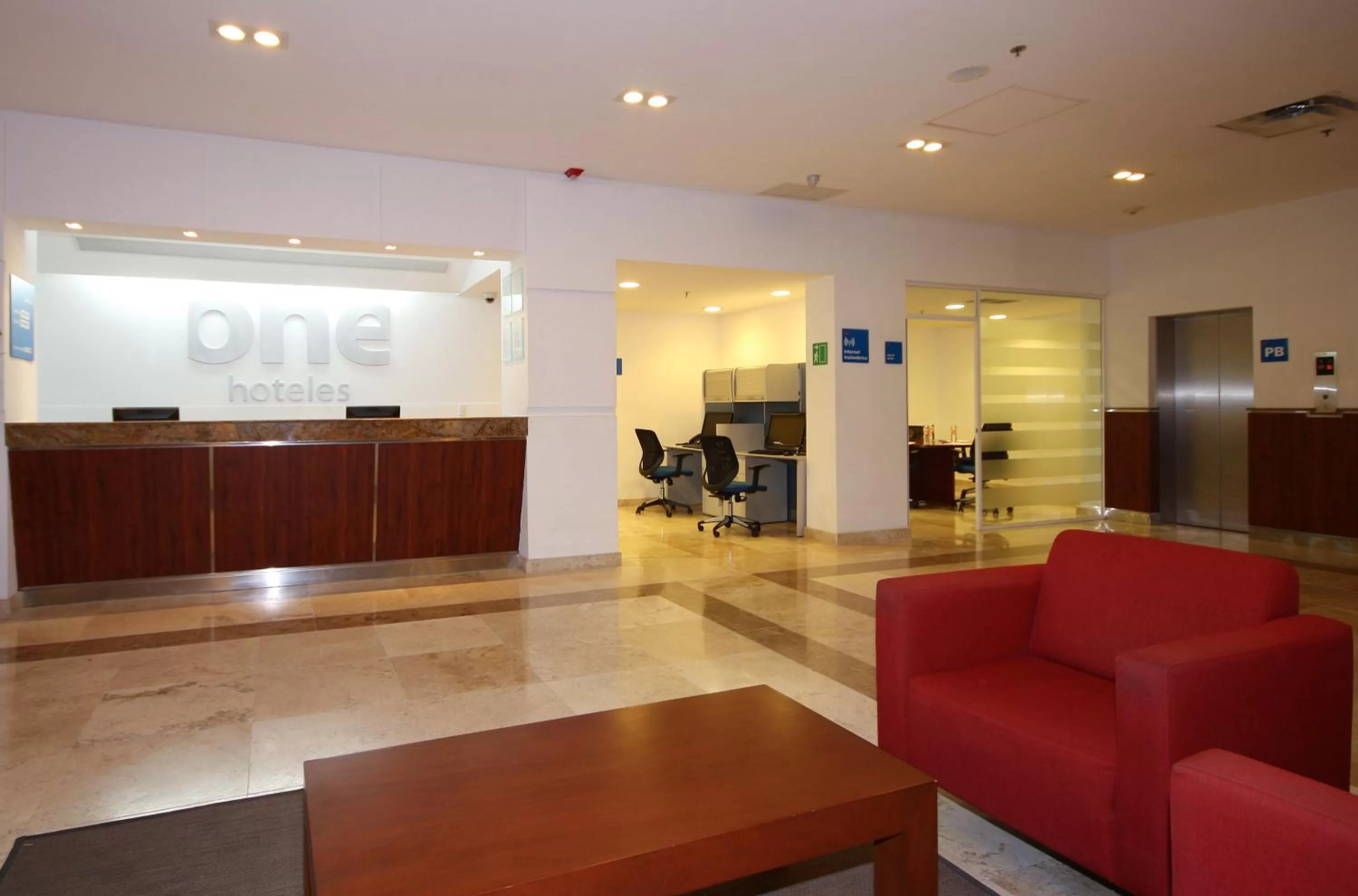 Lobby or reception in One Ciudad del Carmen Concordia