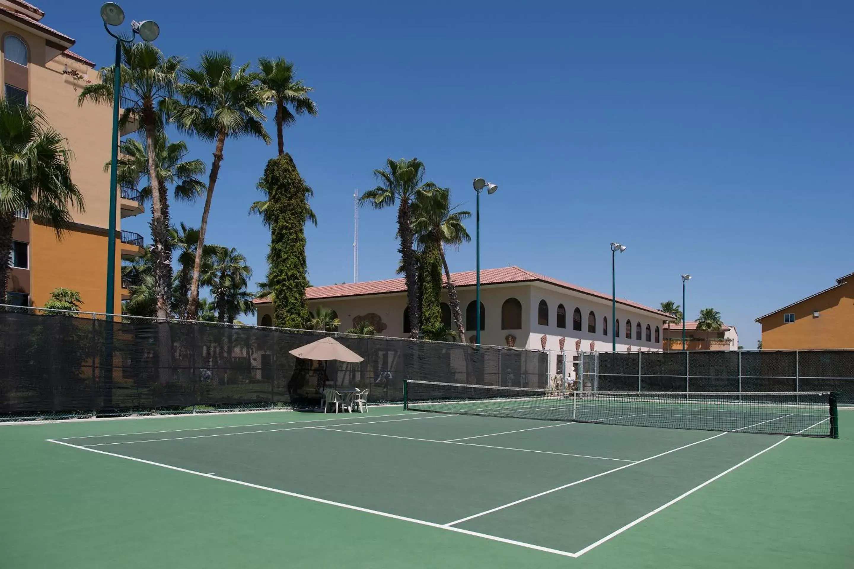 Tennis court, Tennis/Squash in Villa del Palmar Beach Resort & Spa