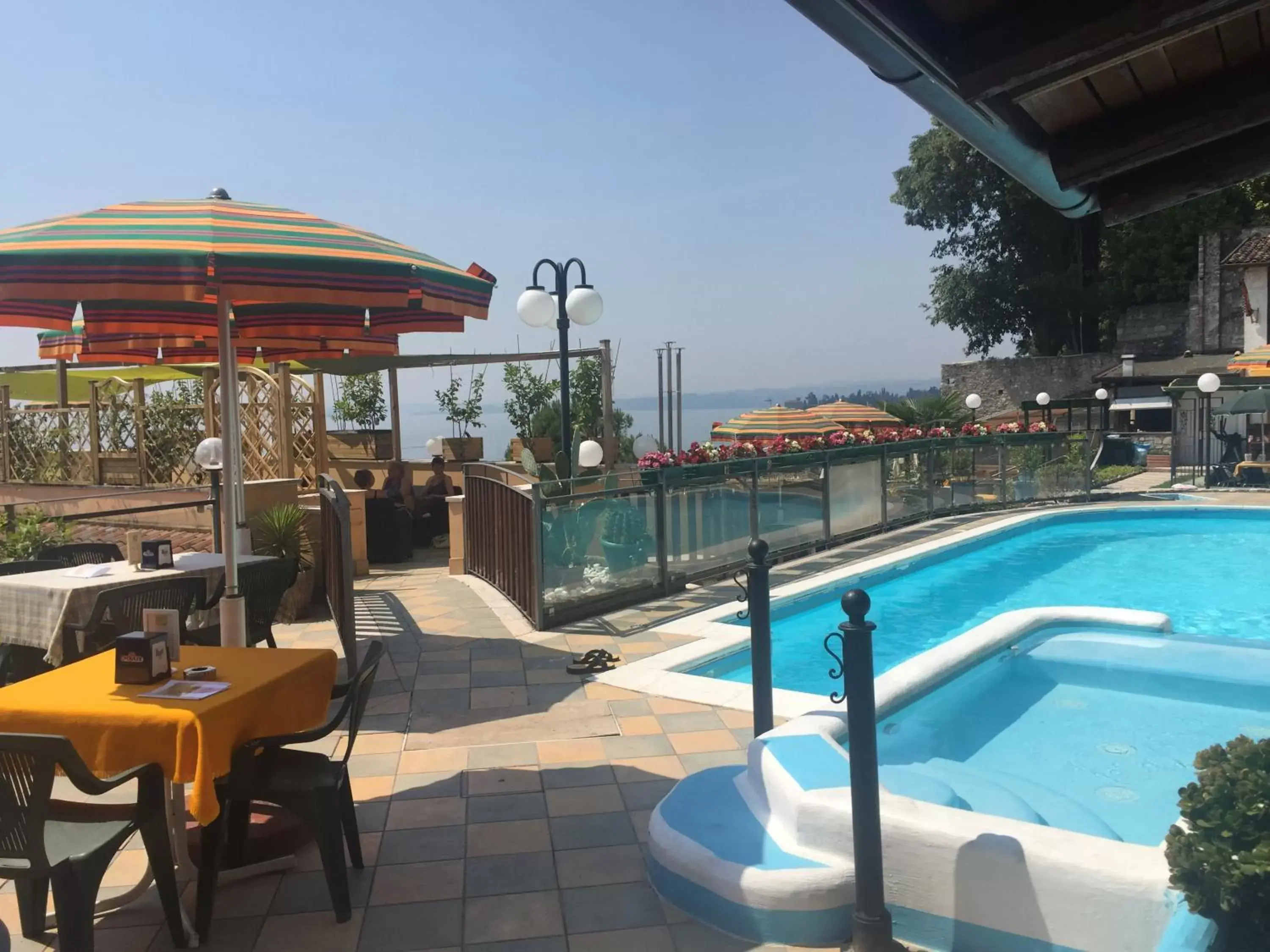 Lounge or bar, Swimming Pool in Garda Sol SPA Hotel & Appartamenti