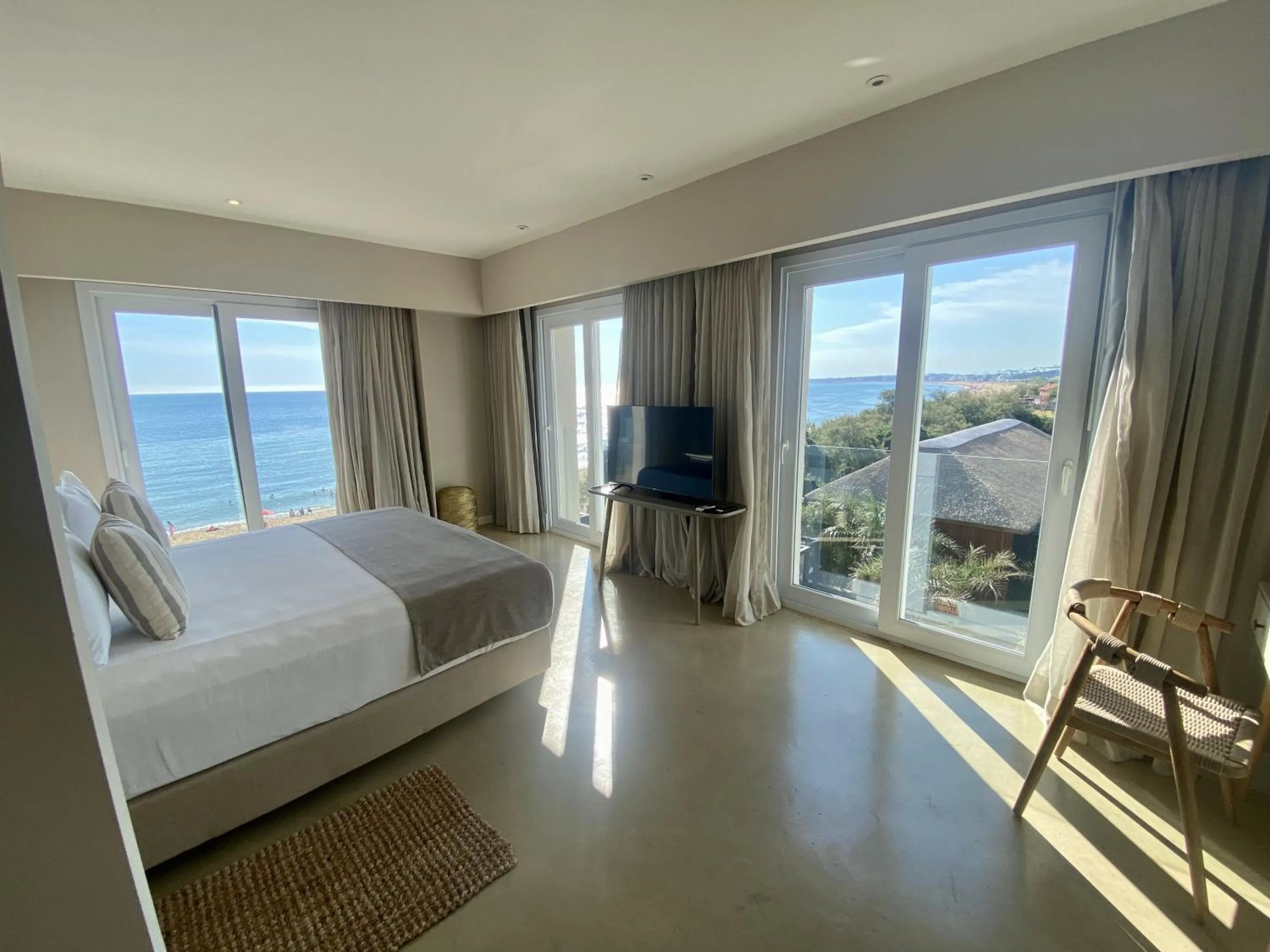 Photo of the whole room, Bed in Serena Hotel - Punta del Este - Unico sobre la Playa