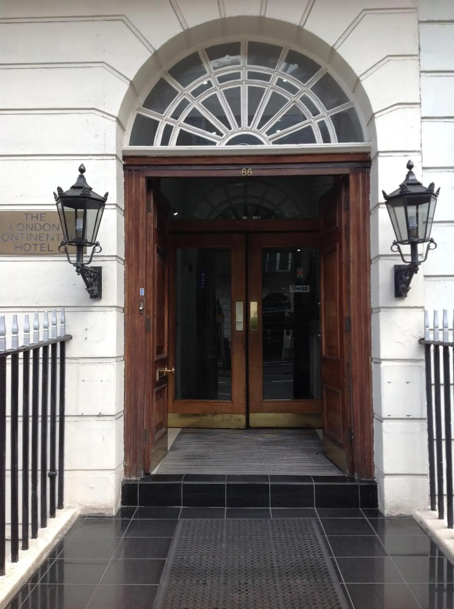Facade/entrance in London Continental Hotel