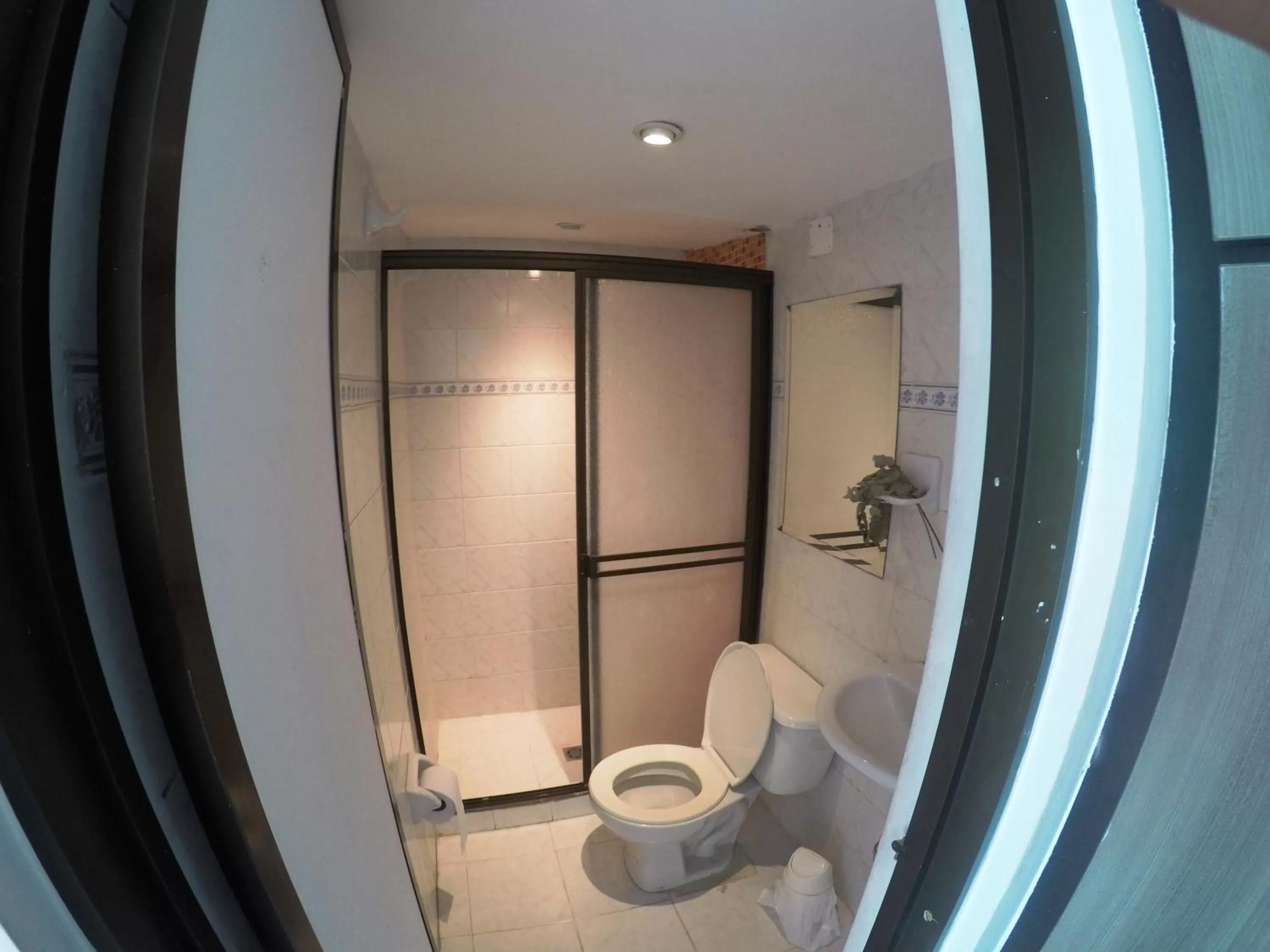 Shower in Sky Club Eco Hotel