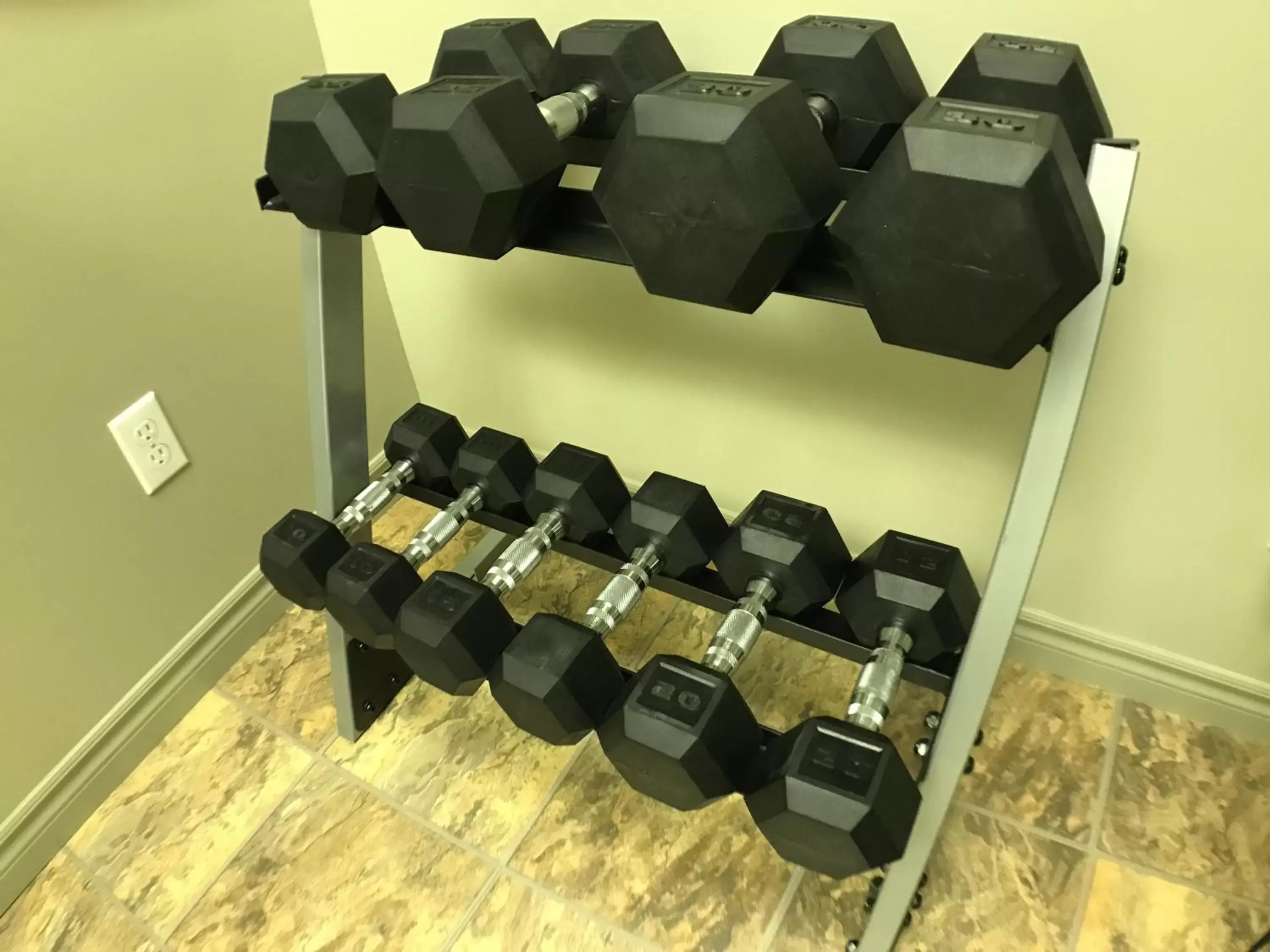 Fitness Center/Facilities in Balsam Suites Boutique Inn & Residence
