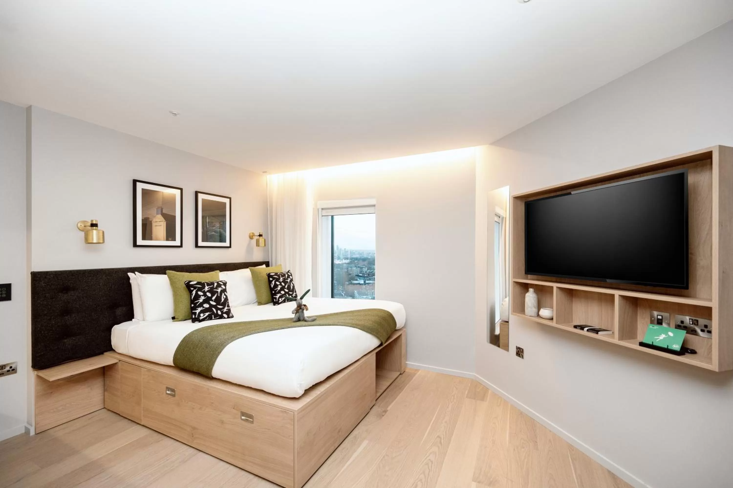 Bedroom, Bed in Wilde Aparthotels London Paddington