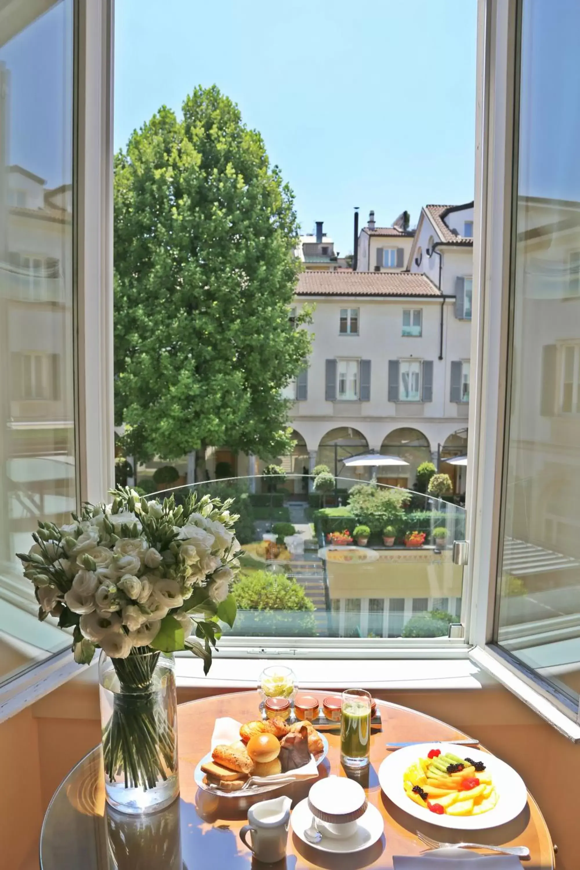 Garden view in Four Seasons Hotel Milano