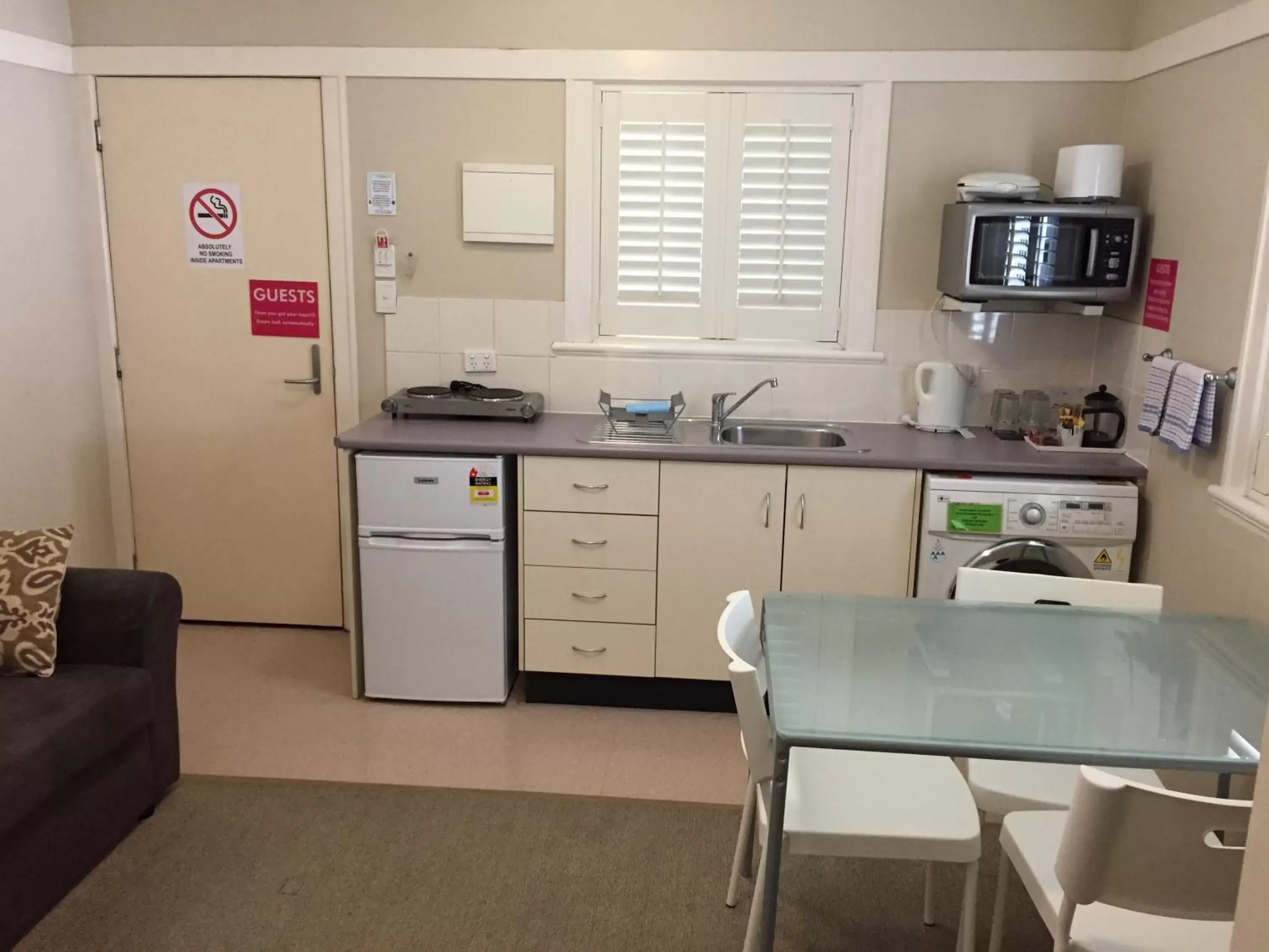 Kitchen or kitchenette, Kitchen/Kitchenette in Brisbane Street Studios