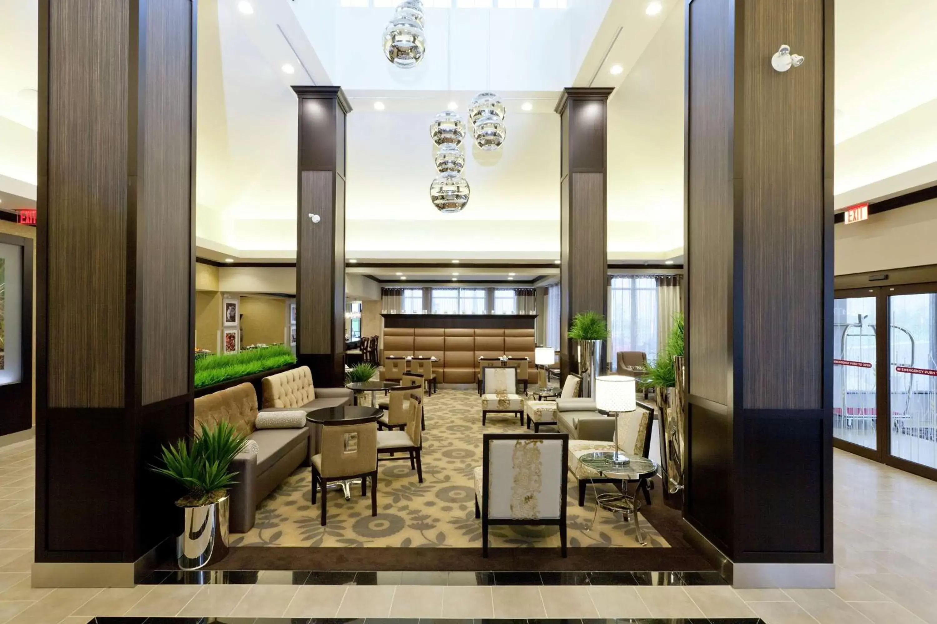 Lobby or reception, Restaurant/Places to Eat in Hilton Garden Inn Toronto/Brampton