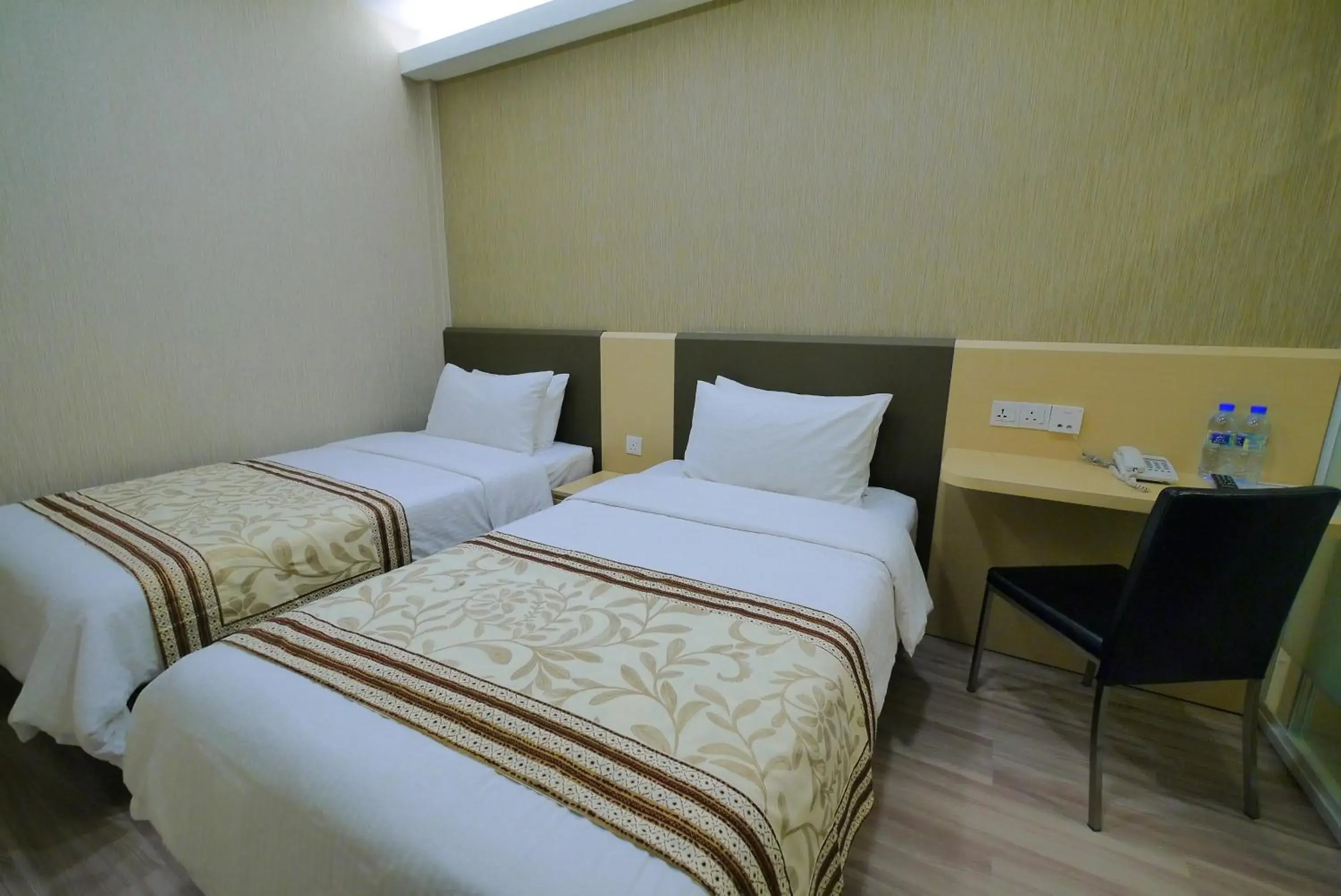 Photo of the whole room, Room Photo in 33 Boutique Hotel Bandar Sunway