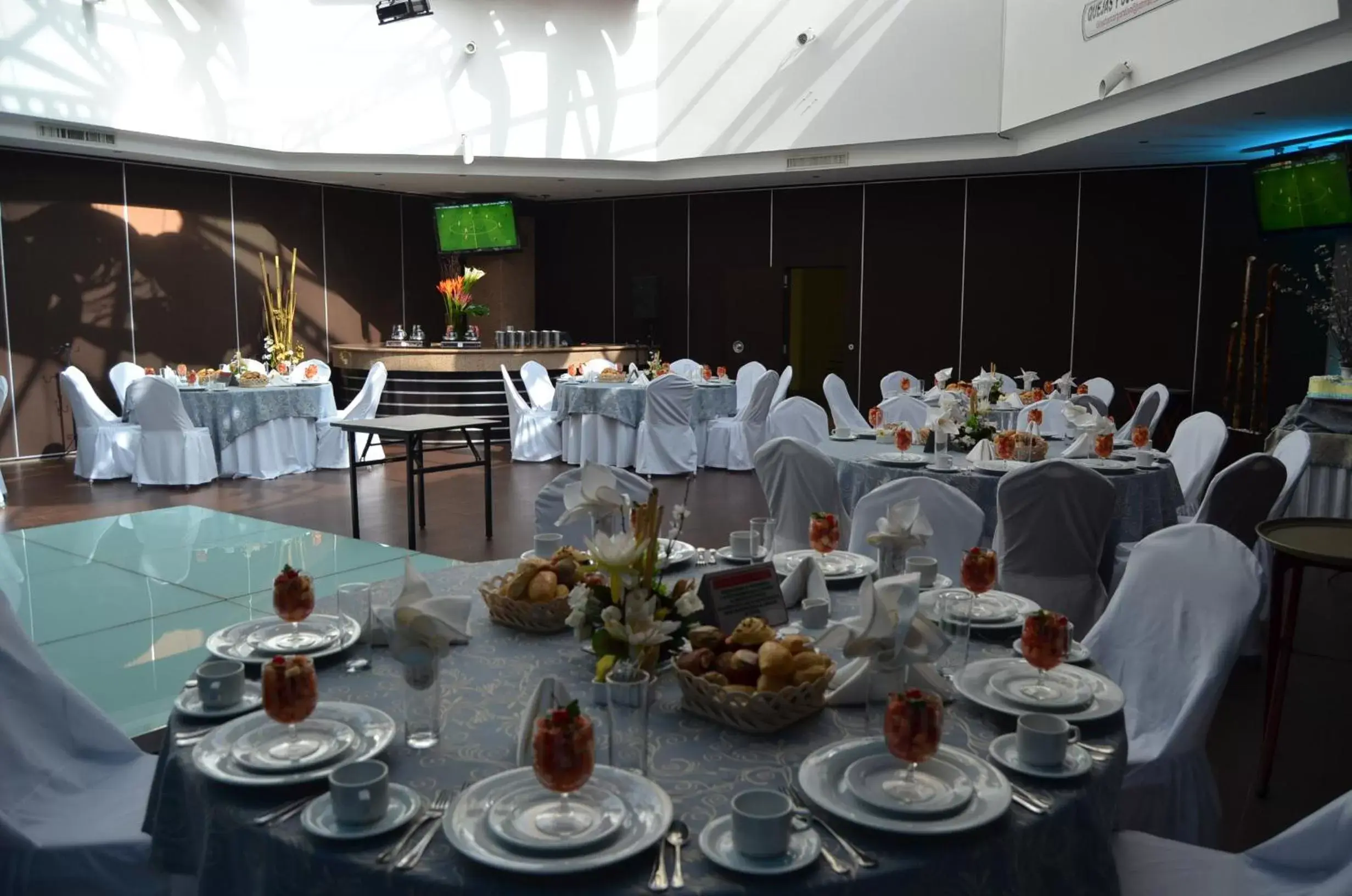 Restaurant/places to eat, Banquet Facilities in Suites Inn la Muralla Hotel & Spa